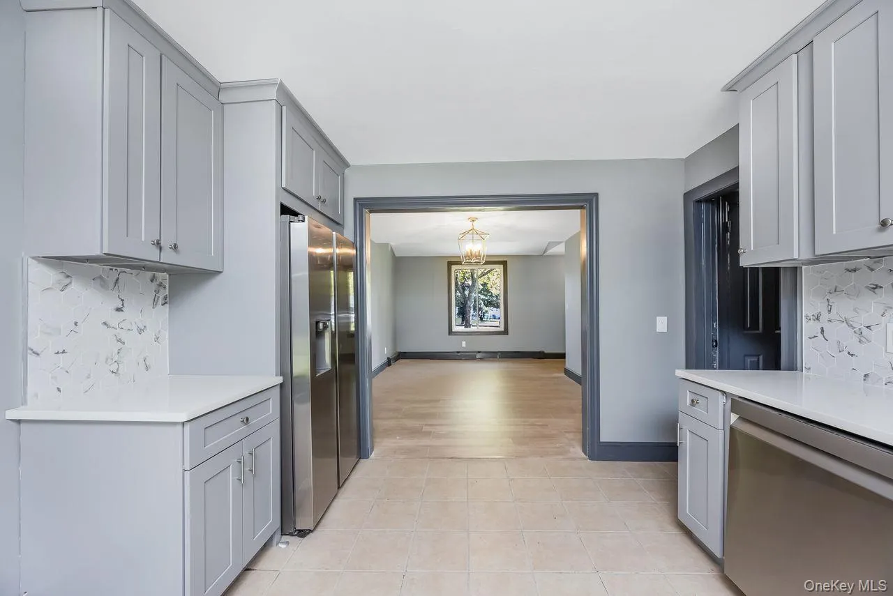 99 Ontario Street, Brookhaven, NY, 3 Bedrooms Bedrooms, 7 Rooms Rooms,2 BathroomsBathrooms,Residential,For Rent,Ontario,0,1043085 99 Ontario Street, Brookhaven, NY, 3 Bedrooms Bedrooms, 7 Rooms Rooms,2 BathroomsBathrooms,Residential,For Rent,Ontario,0,1043085