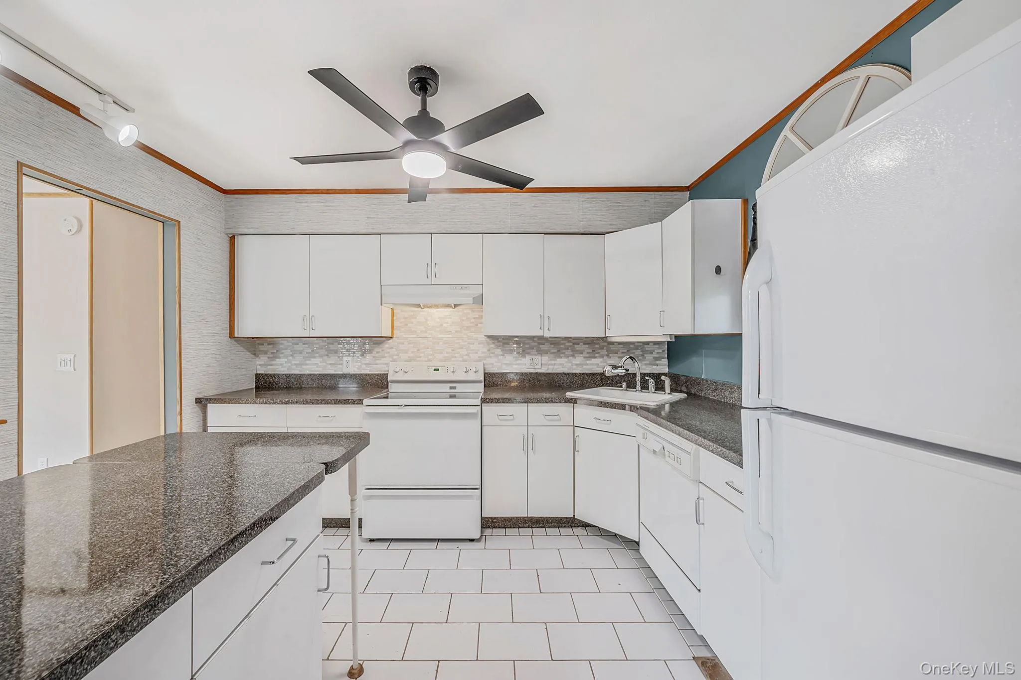 2794 Ocean Avenue, Brookhaven, NY, 3 Bedrooms Bedrooms, 5 Rooms Rooms,1 BathroomBathrooms,Residential Lease,For Rent,Ocean,0,1043088 2794 Ocean Avenue, Brookhaven, NY, 3 Bedrooms Bedrooms, 5 Rooms Rooms,1 BathroomBathrooms,Residential Lease,For Rent,Ocean,0,1043088