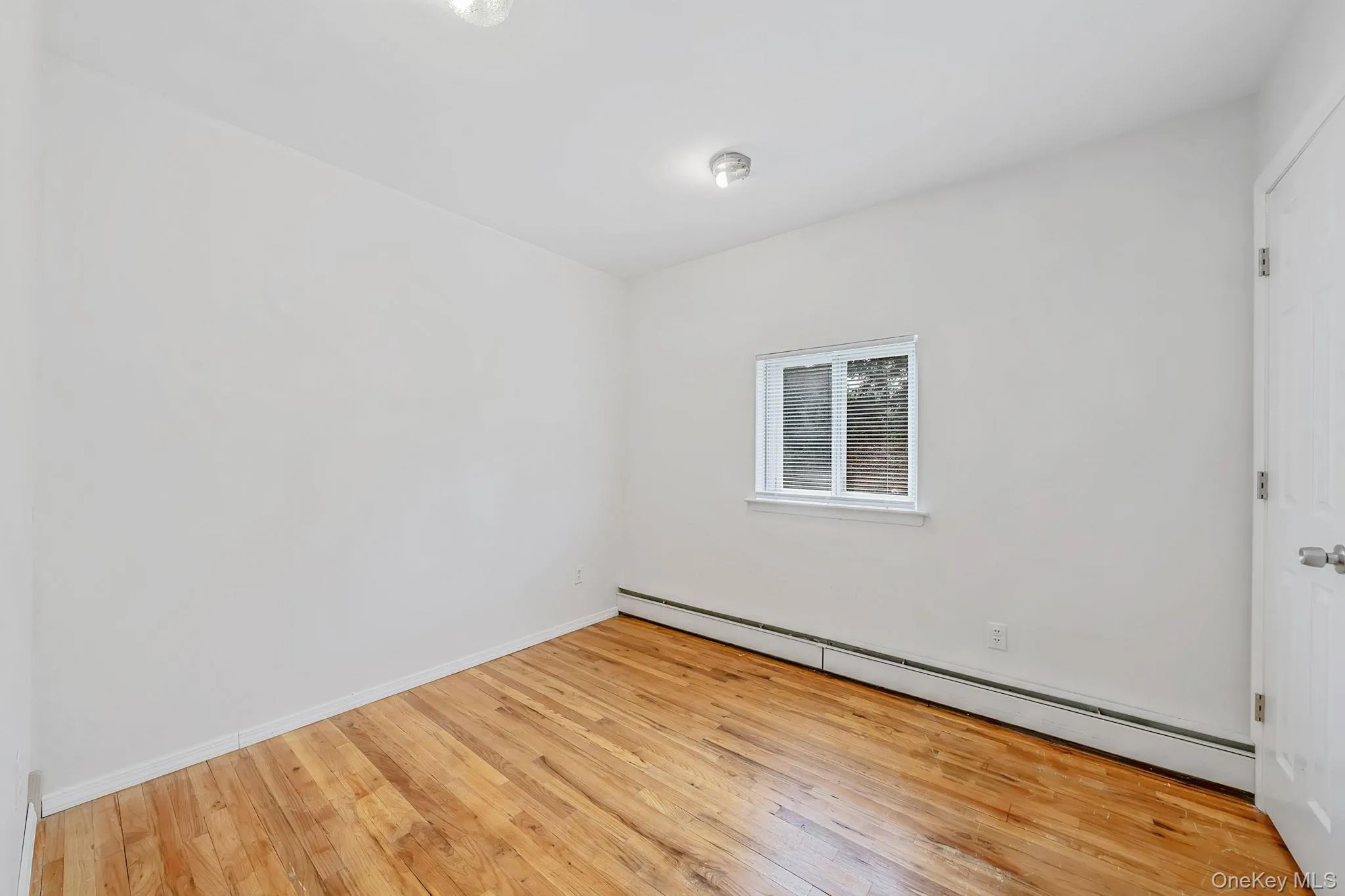 2794 Ocean Avenue, Brookhaven, NY, 3 Bedrooms Bedrooms, 5 Rooms Rooms,1 BathroomBathrooms,Residential Lease,For Rent,Ocean,0,1043088 2794 Ocean Avenue, Brookhaven, NY, 3 Bedrooms Bedrooms, 5 Rooms Rooms,1 BathroomBathrooms,Residential Lease,For Rent,Ocean,0,1043088