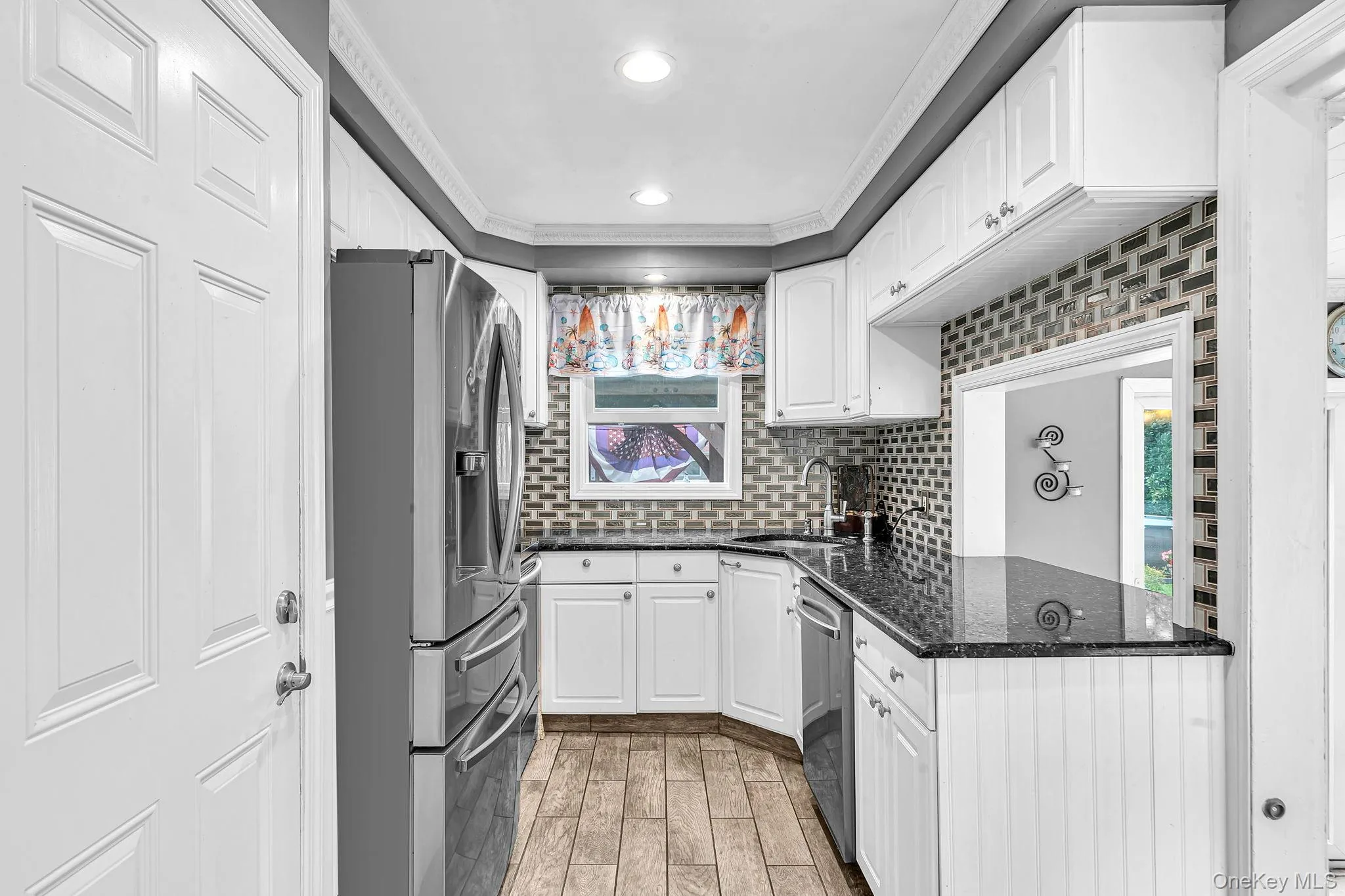 19 Ridgeley Road, Smithtown, NY, 3 Bedrooms Bedrooms, 9 Rooms Rooms,2 BathroomsBathrooms,Residential,For Rent,Ridgeley,0,1043090 19 Ridgeley Road, Smithtown, NY, 3 Bedrooms Bedrooms, 9 Rooms Rooms,2 BathroomsBathrooms,Residential,For Rent,Ridgeley,0,1043090