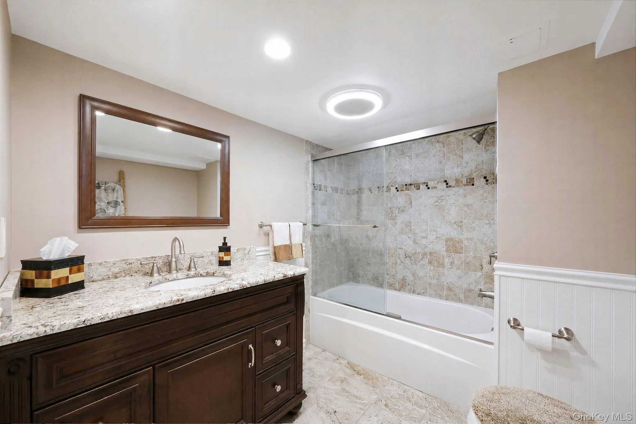 19 Ridgeley Road, Smithtown, NY, 3 Bedrooms Bedrooms, 9 Rooms Rooms,2 BathroomsBathrooms,Residential,For Rent,Ridgeley,0,1043090 19 Ridgeley Road, Smithtown, NY, 3 Bedrooms Bedrooms, 9 Rooms Rooms,2 BathroomsBathrooms,Residential,For Rent,Ridgeley,0,1043090