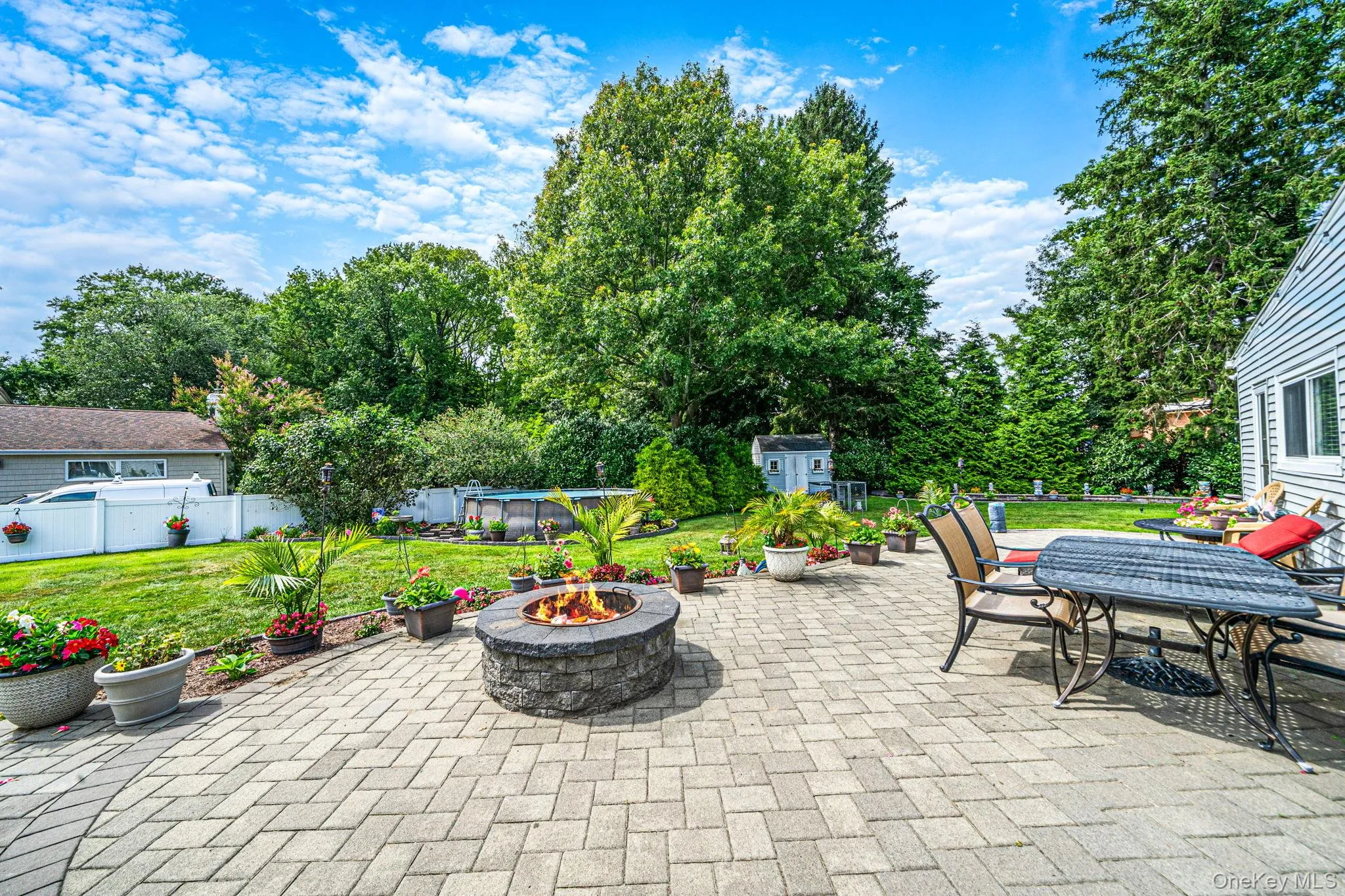 19 Ridgeley Road, Smithtown, NY, 3 Bedrooms Bedrooms, 9 Rooms Rooms,2 BathroomsBathrooms,Residential,For Rent,Ridgeley,0,1043090 19 Ridgeley Road, Smithtown, NY, 3 Bedrooms Bedrooms, 9 Rooms Rooms,2 BathroomsBathrooms,Residential,For Rent,Ridgeley,0,1043090