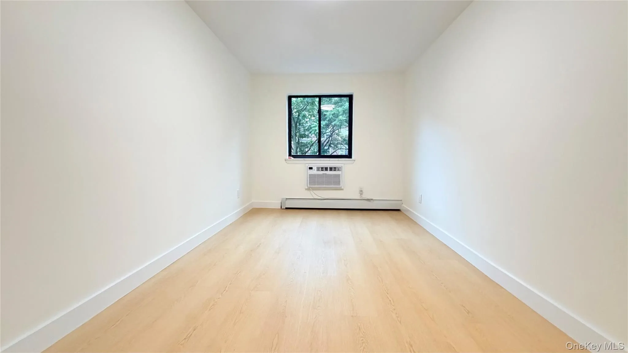 140-44 34th Avenue, New York, NY, 1 Bedroom Bedrooms, 3 Rooms Rooms,1 BathroomBathrooms,Residential,For Rent,34th,0,1043091 140-44 34th Avenue, New York, NY, 1 Bedroom Bedrooms, 3 Rooms Rooms,1 BathroomBathrooms,Residential,For Rent,34th,0,1043091