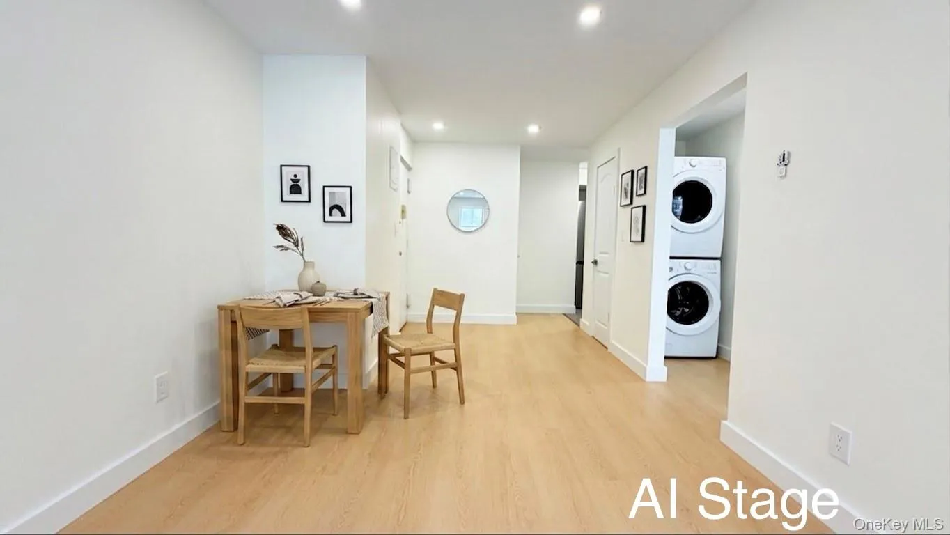 140-44 34th Avenue, New York, NY, 1 Bedroom Bedrooms, 3 Rooms Rooms,1 BathroomBathrooms,Residential,For Rent,34th,0,1043091 140-44 34th Avenue, New York, NY, 1 Bedroom Bedrooms, 3 Rooms Rooms,1 BathroomBathrooms,Residential,For Rent,34th,0,1043091