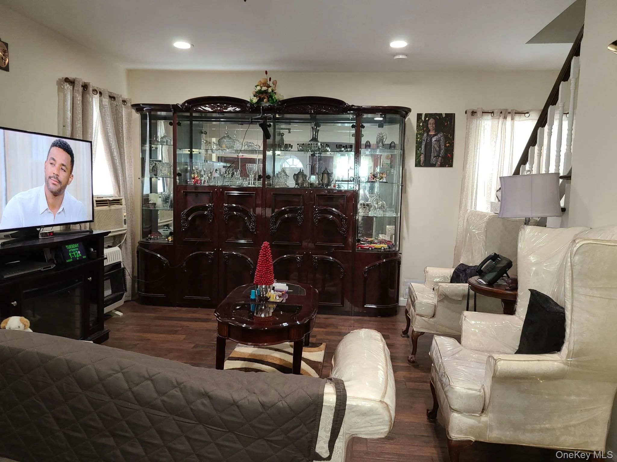 118 Wellington Street, Hempstead, NY, 4 Bedrooms Bedrooms, 7 Rooms Rooms,2 BathroomsBathrooms,Residential,For Rent,Wellington,0,1043094 118 Wellington Street, Hempstead, NY, 4 Bedrooms Bedrooms, 7 Rooms Rooms,2 BathroomsBathrooms,Residential,For Rent,Wellington,0,1043094