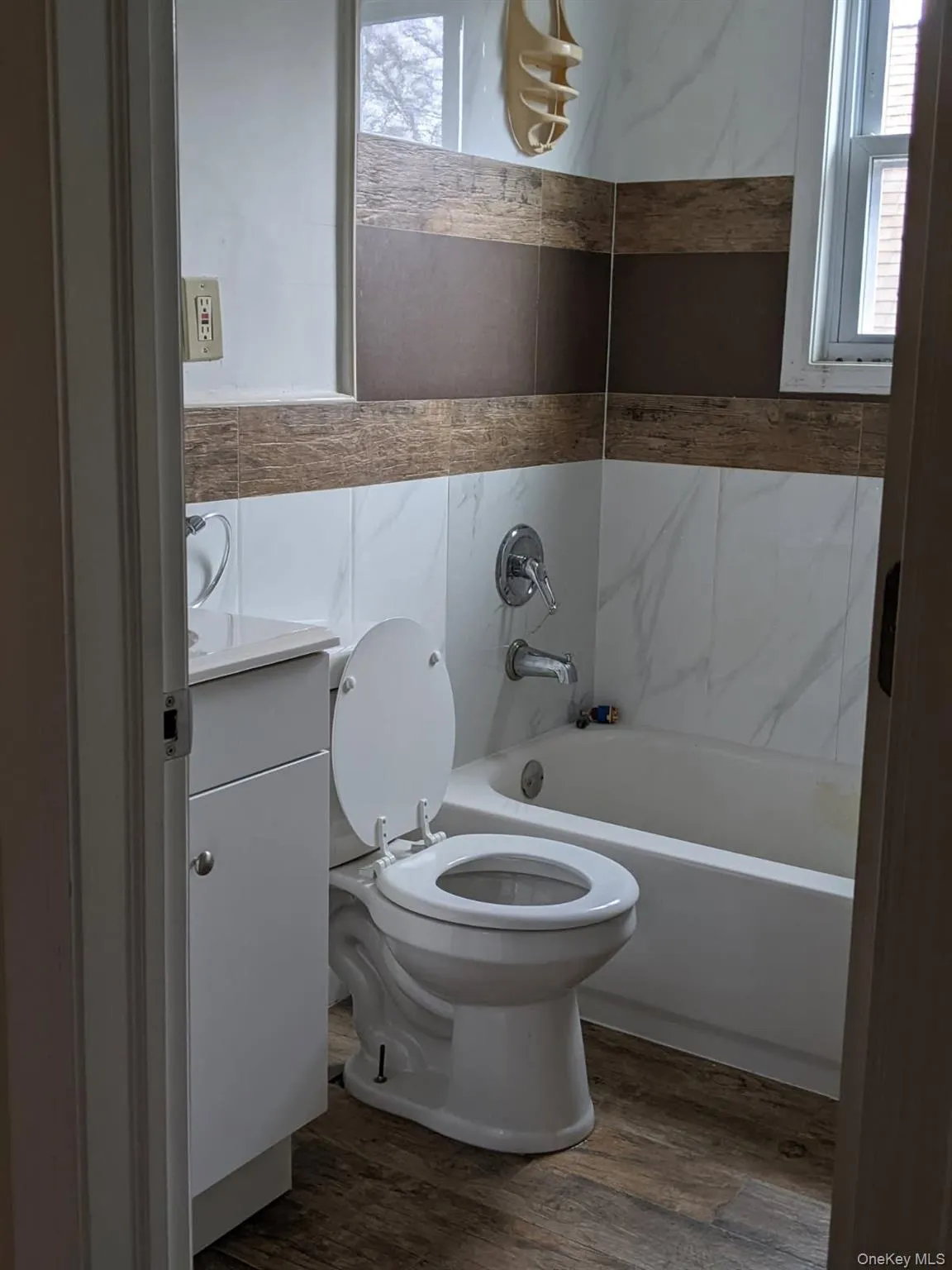 118 Wellington Street, Hempstead, NY, 4 Bedrooms Bedrooms, 7 Rooms Rooms,2 BathroomsBathrooms,Residential,For Rent,Wellington,0,1043094 118 Wellington Street, Hempstead, NY, 4 Bedrooms Bedrooms, 7 Rooms Rooms,2 BathroomsBathrooms,Residential,For Rent,Wellington,0,1043094