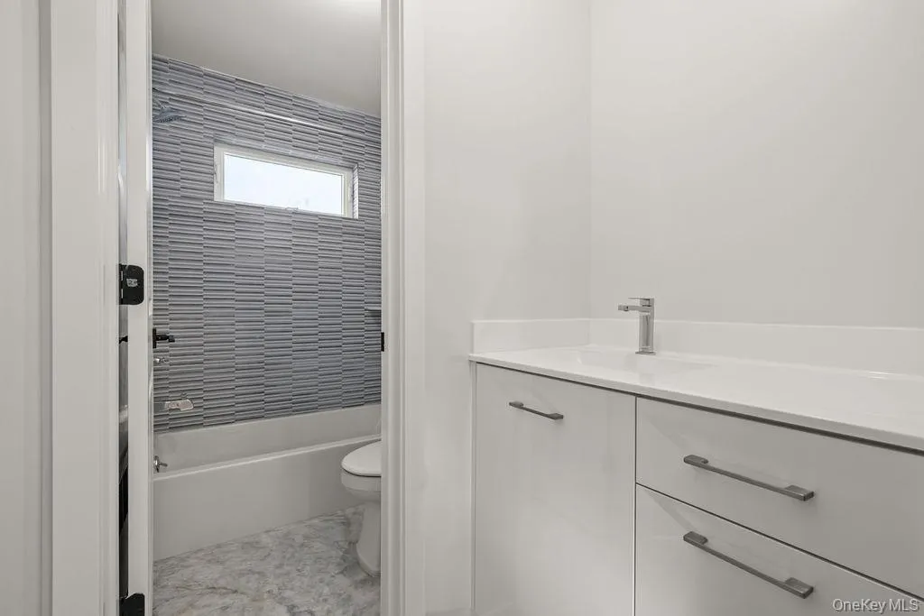 466 Central Avenue, Ramapo, NY, 5 Bedrooms Bedrooms, 10 Rooms Rooms,2 BathroomsBathrooms,Residential,For Rent,Central,0,1043097 466 Central Avenue, Ramapo, NY, 5 Bedrooms Bedrooms, 10 Rooms Rooms,2 BathroomsBathrooms,Residential,For Rent,Central,0,1043097
