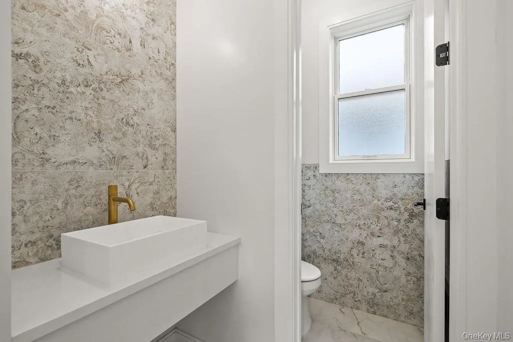 466 Central Avenue, Ramapo, NY, 5 Bedrooms Bedrooms, 10 Rooms Rooms,2 BathroomsBathrooms,Residential,For Rent,Central,0,1043097 466 Central Avenue, Ramapo, NY, 5 Bedrooms Bedrooms, 10 Rooms Rooms,2 BathroomsBathrooms,Residential,For Rent,Central,0,1043097