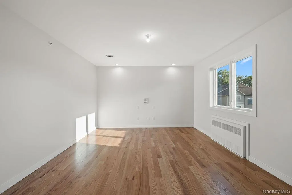 466 Central Avenue, Ramapo, NY, 5 Bedrooms Bedrooms, 10 Rooms Rooms,2 BathroomsBathrooms,Residential,For Rent,Central,0,1043097 466 Central Avenue, Ramapo, NY, 5 Bedrooms Bedrooms, 10 Rooms Rooms,2 BathroomsBathrooms,Residential,For Rent,Central,0,1043097