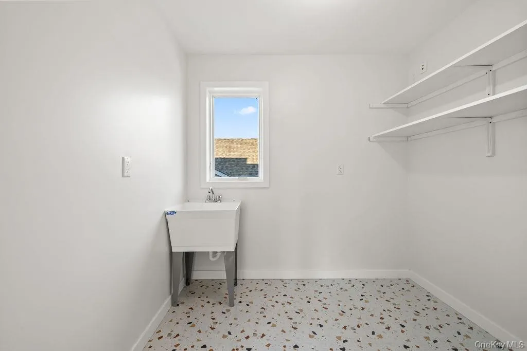 466 Central Avenue, Ramapo, NY, 5 Bedrooms Bedrooms, 10 Rooms Rooms,2 BathroomsBathrooms,Residential,For Rent,Central,0,1043097 466 Central Avenue, Ramapo, NY, 5 Bedrooms Bedrooms, 10 Rooms Rooms,2 BathroomsBathrooms,Residential,For Rent,Central,0,1043097