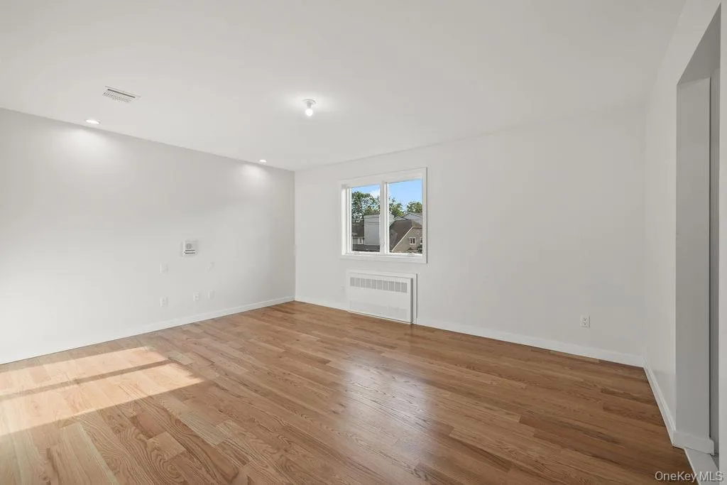 466 Central Avenue, Ramapo, NY, 5 Bedrooms Bedrooms, 10 Rooms Rooms,2 BathroomsBathrooms,Residential,For Rent,Central,0,1043097 466 Central Avenue, Ramapo, NY, 5 Bedrooms Bedrooms, 10 Rooms Rooms,2 BathroomsBathrooms,Residential,For Rent,Central,0,1043097