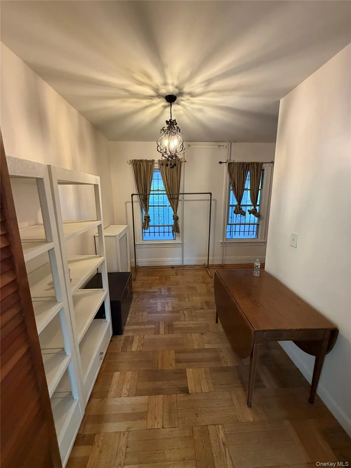 4529 Carpenter Avenue, New York, NY, 3 Bedrooms Bedrooms, 9 Rooms Rooms,1 BathroomBathrooms,Residential Lease,For Rent,Carpenter,0,1043099 4529 Carpenter Avenue, New York, NY, 3 Bedrooms Bedrooms, 9 Rooms Rooms,1 BathroomBathrooms,Residential Lease,For Rent,Carpenter,0,1043099