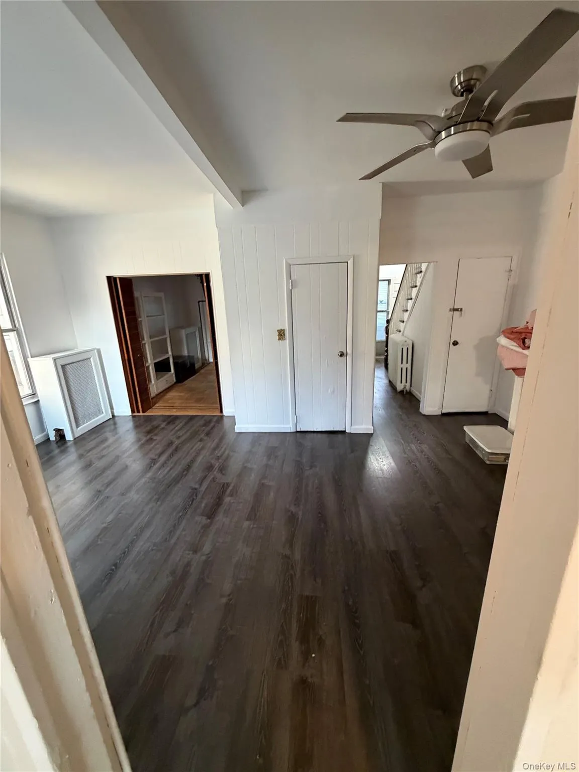 4529 Carpenter Avenue, New York, NY, 3 Bedrooms Bedrooms, 9 Rooms Rooms,1 BathroomBathrooms,Residential Lease,For Rent,Carpenter,0,1043099 4529 Carpenter Avenue, New York, NY, 3 Bedrooms Bedrooms, 9 Rooms Rooms,1 BathroomBathrooms,Residential Lease,For Rent,Carpenter,0,1043099
