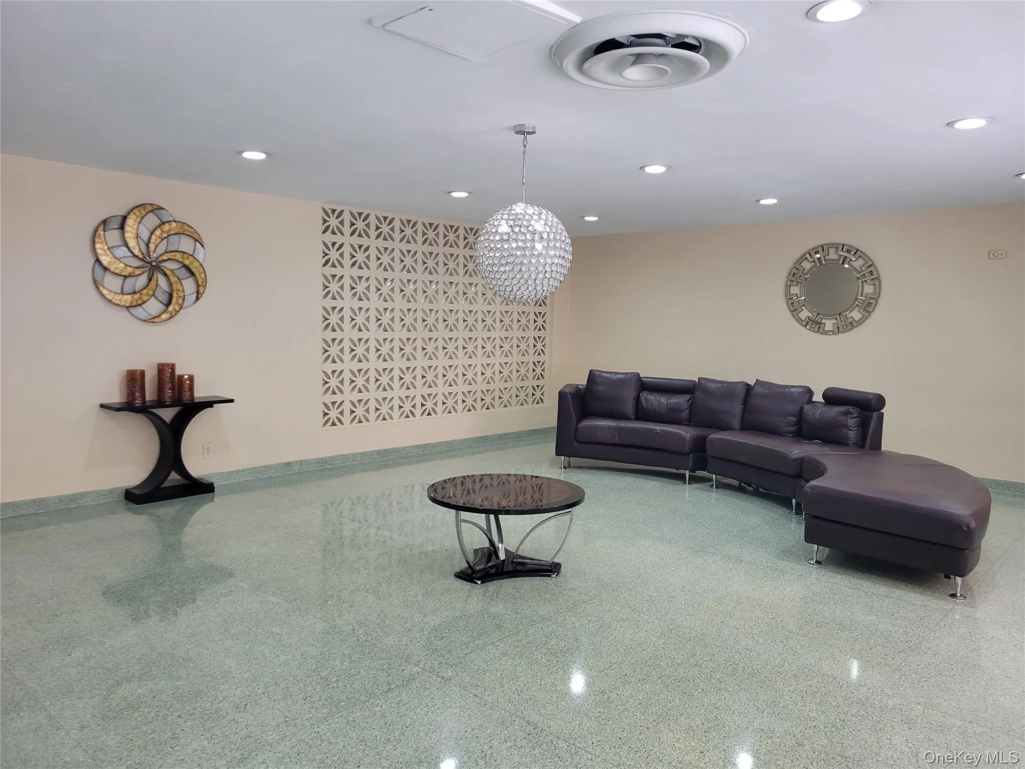 99-14 59th Avenue, New York, NY, 1 Bedroom Bedrooms, 4 Rooms Rooms,1 BathroomBathrooms,Residential,For Rent,59th,0,1043104 99-14 59th Avenue, New York, NY, 1 Bedroom Bedrooms, 4 Rooms Rooms,1 BathroomBathrooms,Residential,For Rent,59th,0,1043104