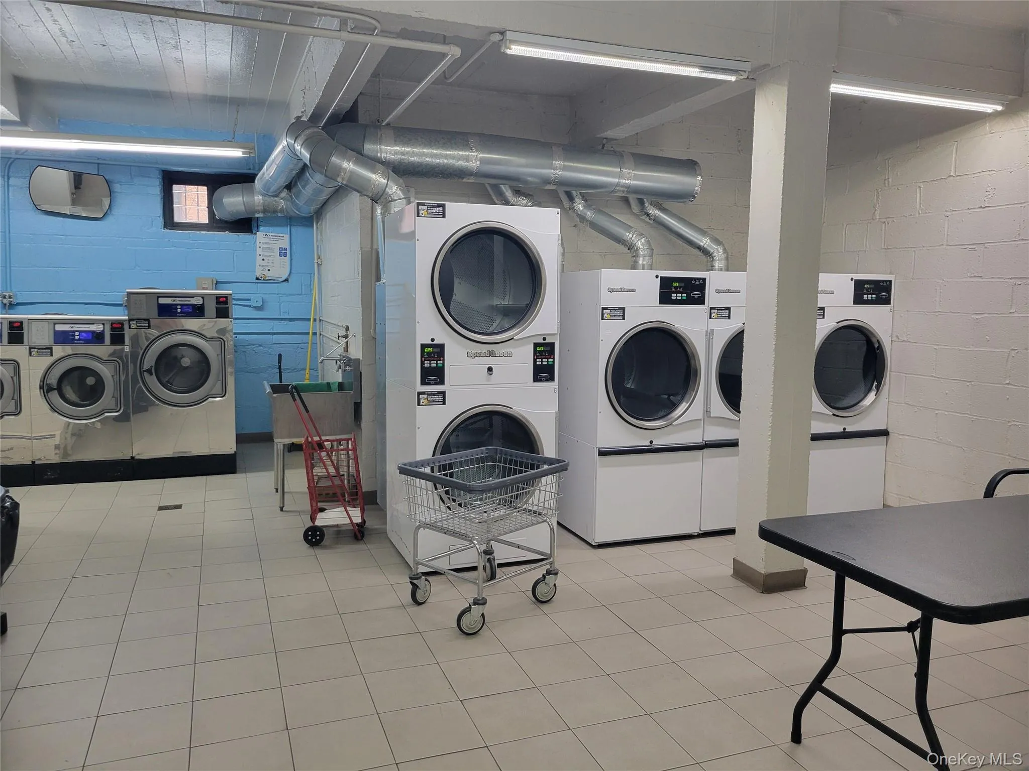 99-14 59th Avenue, New York, NY, 1 Bedroom Bedrooms, 4 Rooms Rooms,1 BathroomBathrooms,Residential,For Rent,59th,0,1043104 99-14 59th Avenue, New York, NY, 1 Bedroom Bedrooms, 4 Rooms Rooms,1 BathroomBathrooms,Residential,For Rent,59th,0,1043104