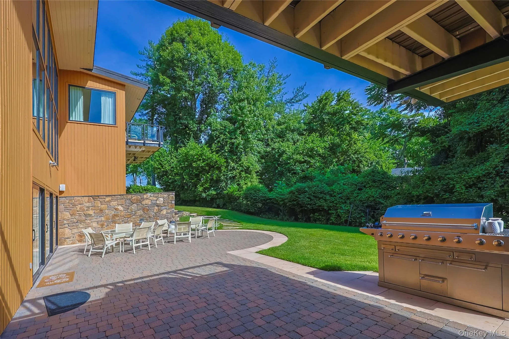 21 Lake Rd, North Hempstead, NY, 7 Bedrooms Bedrooms, 18 Rooms Rooms,6 BathroomsBathrooms,Residential,For Rent,Lake Rd,0,1043107 21 Lake Rd, North Hempstead, NY, 7 Bedrooms Bedrooms, 18 Rooms Rooms,6 BathroomsBathrooms,Residential,For Rent,Lake Rd,0,1043107