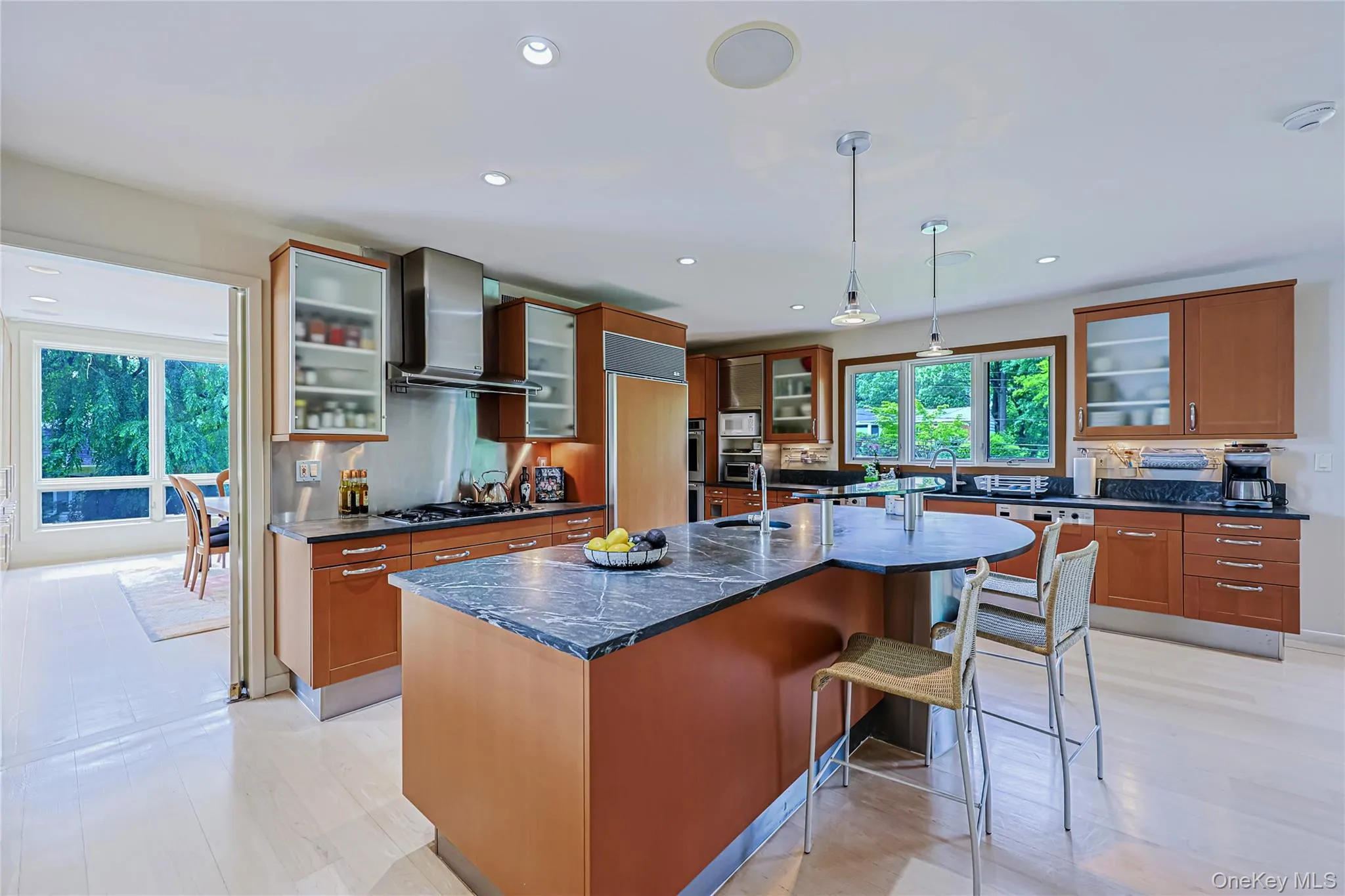 21 Lake Rd, North Hempstead, NY, 7 Bedrooms Bedrooms, 18 Rooms Rooms,6 BathroomsBathrooms,Residential,For Rent,Lake Rd,0,1043107 21 Lake Rd, North Hempstead, NY, 7 Bedrooms Bedrooms, 18 Rooms Rooms,6 BathroomsBathrooms,Residential,For Rent,Lake Rd,0,1043107