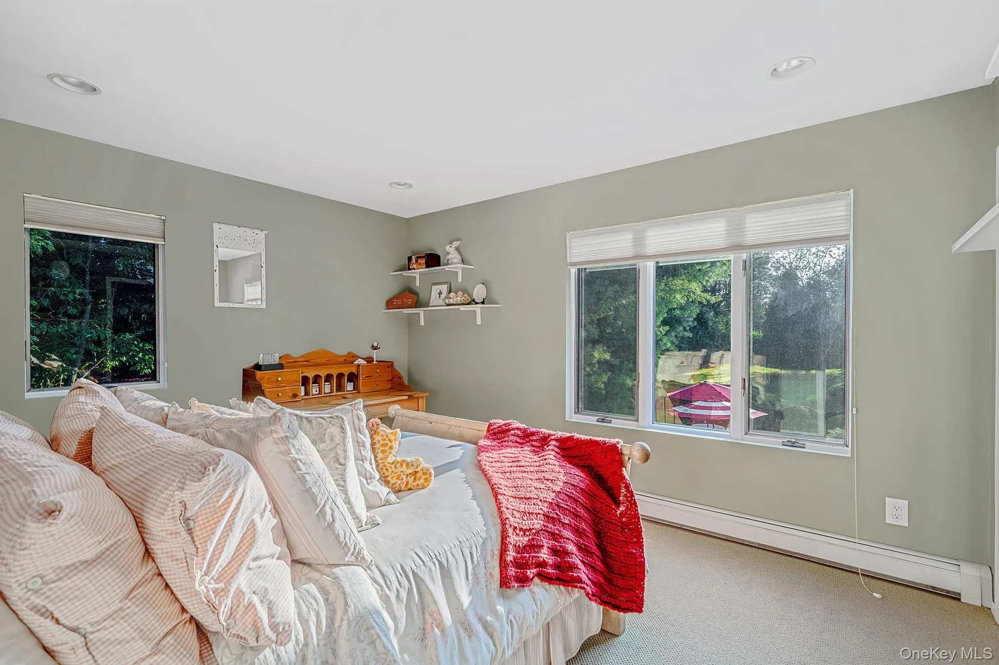 16 Jesse Way, Brookhaven, NY, 4 Bedrooms Bedrooms, 12 Rooms Rooms,2 BathroomsBathrooms,Residential,For Rent,Jesse,0,1043108 16 Jesse Way, Brookhaven, NY, 4 Bedrooms Bedrooms, 12 Rooms Rooms,2 BathroomsBathrooms,Residential,For Rent,Jesse,0,1043108