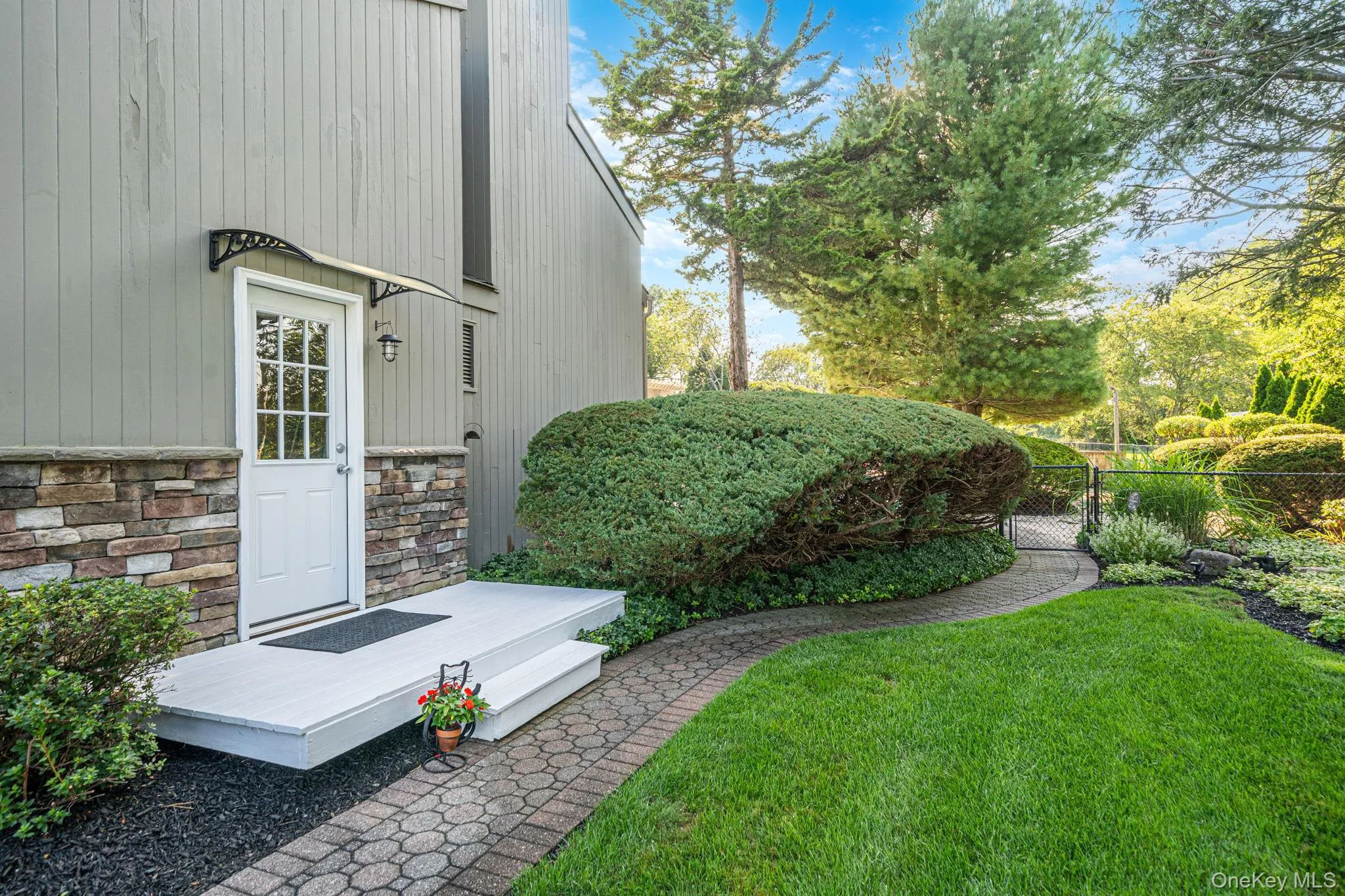 16 Jesse Way, Brookhaven, NY, 4 Bedrooms Bedrooms, 12 Rooms Rooms,2 BathroomsBathrooms,Residential,For Rent,Jesse,0,1043108 16 Jesse Way, Brookhaven, NY, 4 Bedrooms Bedrooms, 12 Rooms Rooms,2 BathroomsBathrooms,Residential,For Rent,Jesse,0,1043108