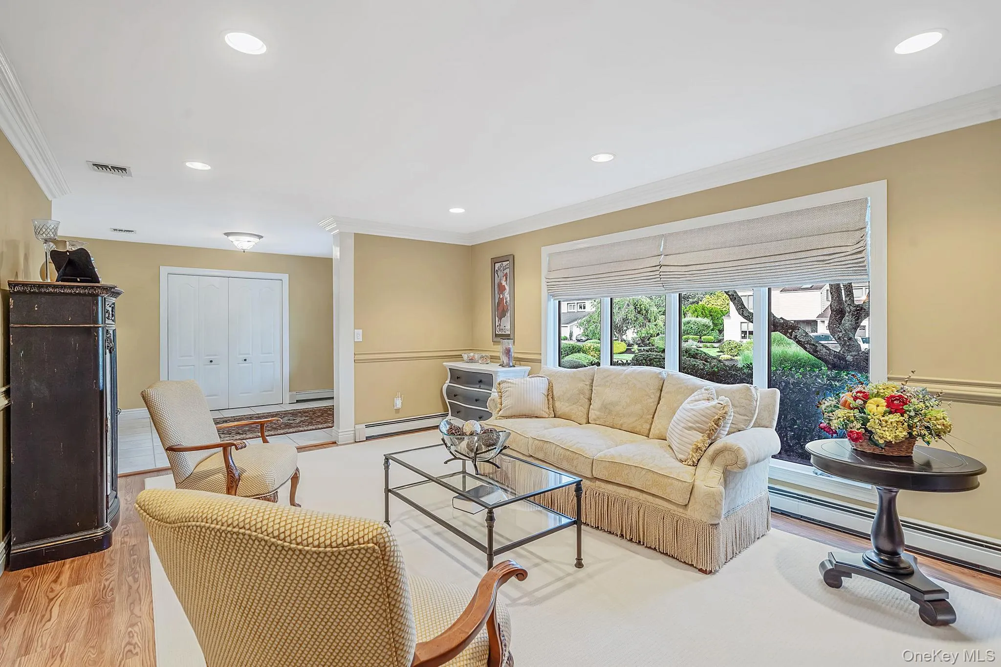 16 Jesse Way, Brookhaven, NY, 4 Bedrooms Bedrooms, 12 Rooms Rooms,2 BathroomsBathrooms,Residential,For Rent,Jesse,0,1043108 16 Jesse Way, Brookhaven, NY, 4 Bedrooms Bedrooms, 12 Rooms Rooms,2 BathroomsBathrooms,Residential,For Rent,Jesse,0,1043108