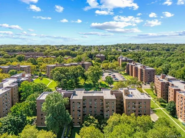 211-02 73rd Avenue, New York, NY, 2 Bedrooms Bedrooms, 5 Rooms Rooms,1 BathroomBathrooms,Residential,For Rent,73rd,0,1043109 211-02 73rd Avenue, New York, NY, 2 Bedrooms Bedrooms, 5 Rooms Rooms,1 BathroomBathrooms,Residential,For Rent,73rd,0,1043109