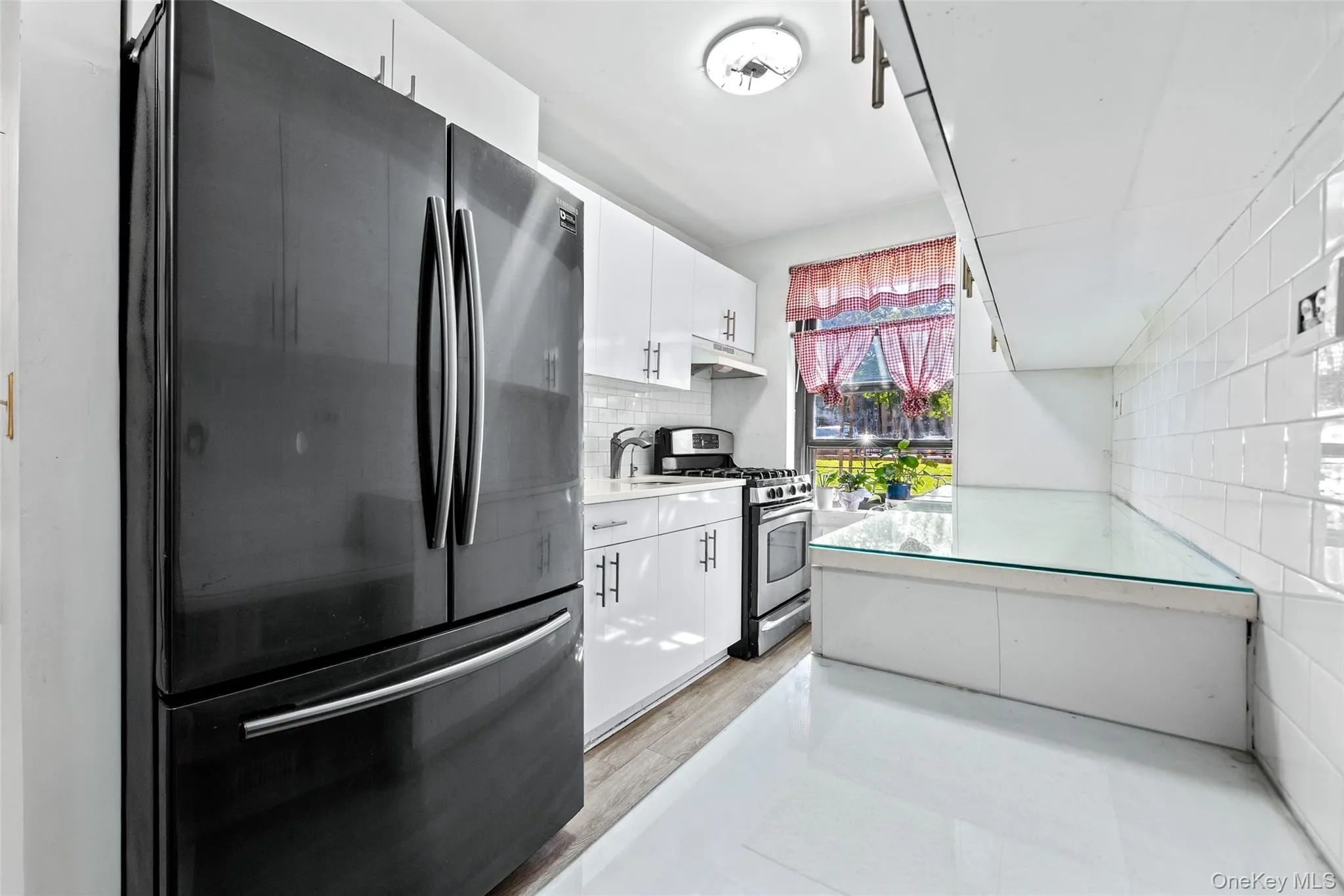 211-02 73rd Avenue, New York, NY, 2 Bedrooms Bedrooms, 5 Rooms Rooms,1 BathroomBathrooms,Residential,For Rent,73rd,0,1043109 211-02 73rd Avenue, New York, NY, 2 Bedrooms Bedrooms, 5 Rooms Rooms,1 BathroomBathrooms,Residential,For Rent,73rd,0,1043109