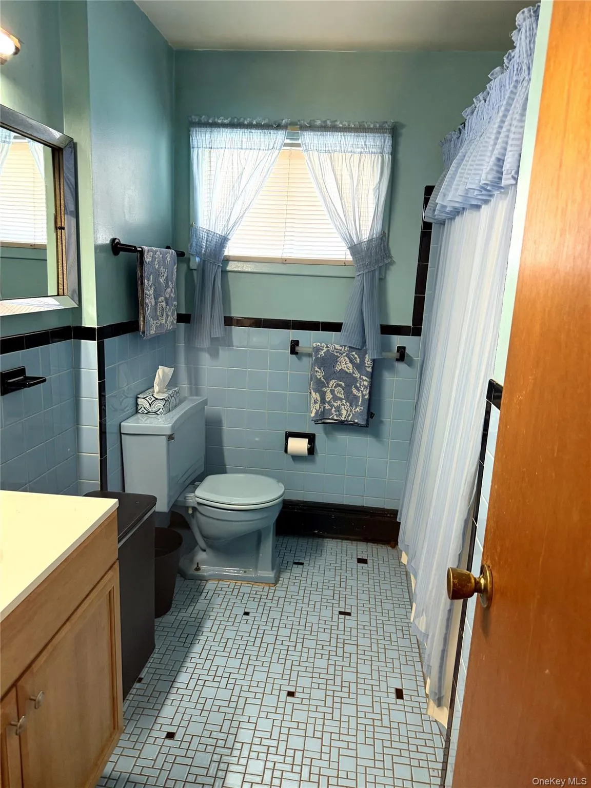 916 PARK Avenue, North Hempstead, NY, 3 Bedrooms Bedrooms, 6 Rooms Rooms,2 BathroomsBathrooms,Residential,For Rent,PARK,0,1043111 916 PARK Avenue, North Hempstead, NY, 3 Bedrooms Bedrooms, 6 Rooms Rooms,2 BathroomsBathrooms,Residential,For Rent,PARK,0,1043111