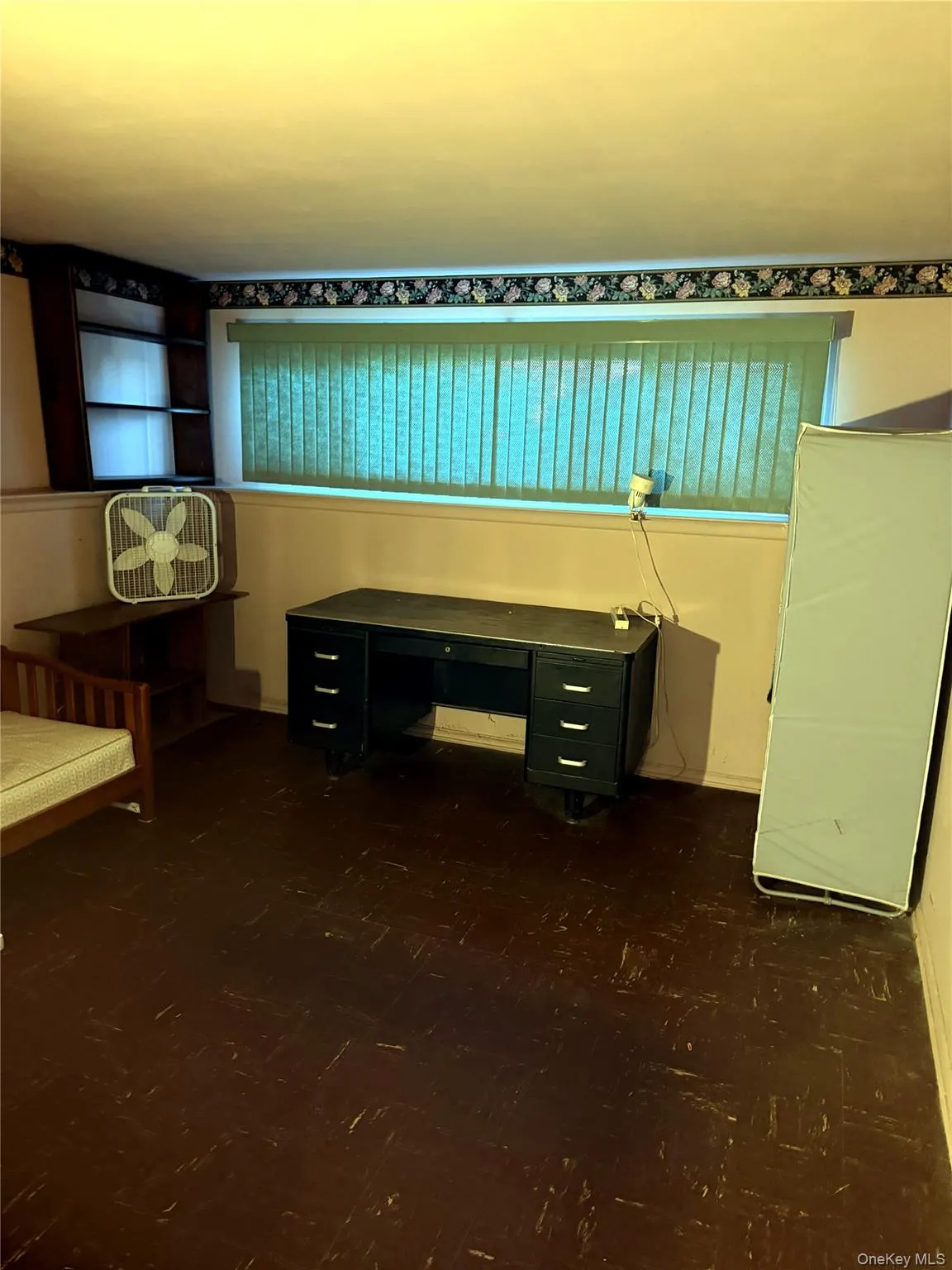 916 PARK Avenue, North Hempstead, NY, 3 Bedrooms Bedrooms, 6 Rooms Rooms,2 BathroomsBathrooms,Residential,For Rent,PARK,0,1043111 916 PARK Avenue, North Hempstead, NY, 3 Bedrooms Bedrooms, 6 Rooms Rooms,2 BathroomsBathrooms,Residential,For Rent,PARK,0,1043111