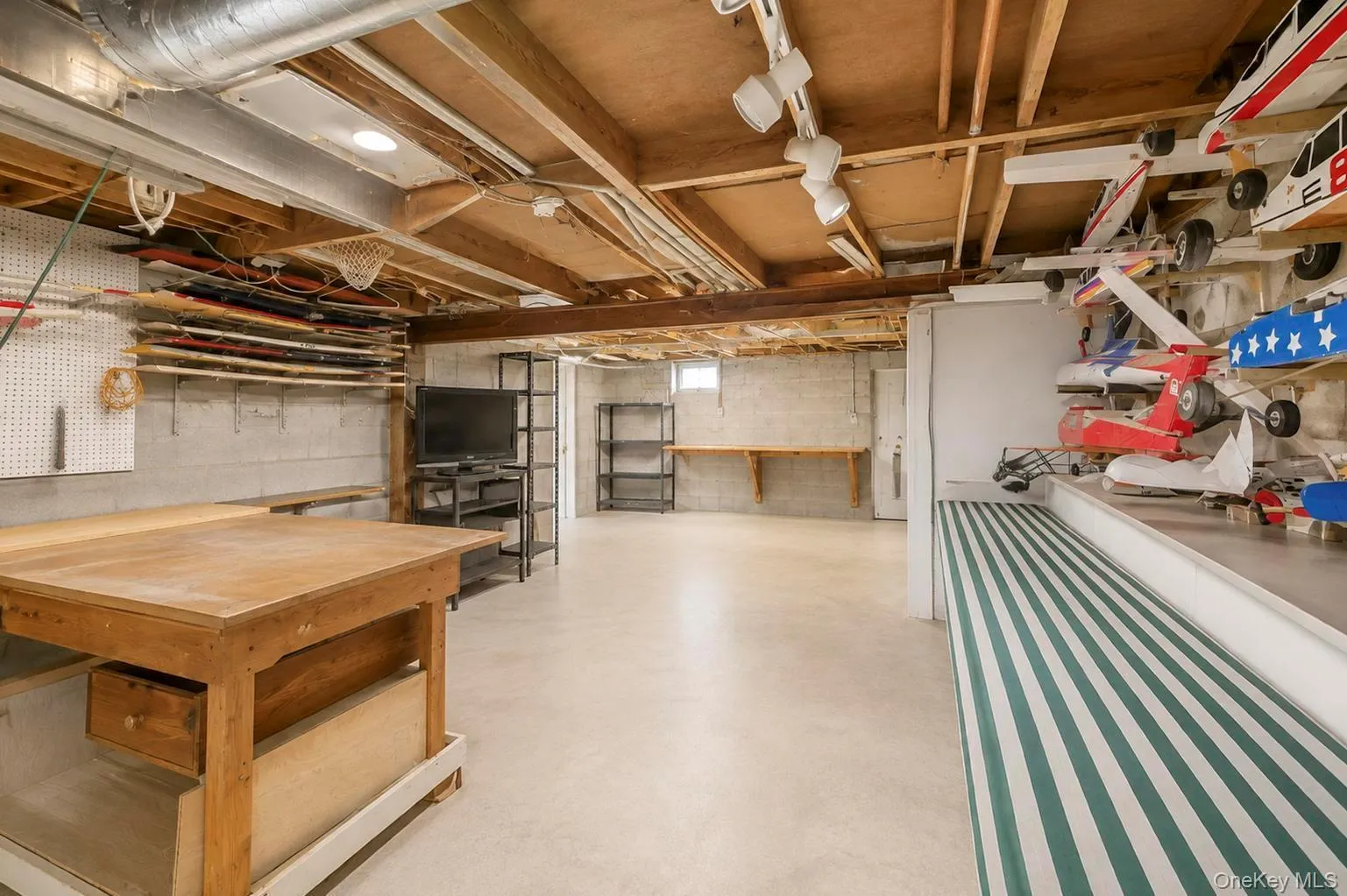 2600 Boisseau Avenue, Southold, NY, 3 Bedrooms Bedrooms, 8 Rooms Rooms,1 BathroomBathrooms,Residential,For Rent,Boisseau,0,1043112 2600 Boisseau Avenue, Southold, NY, 3 Bedrooms Bedrooms, 8 Rooms Rooms,1 BathroomBathrooms,Residential,For Rent,Boisseau,0,1043112