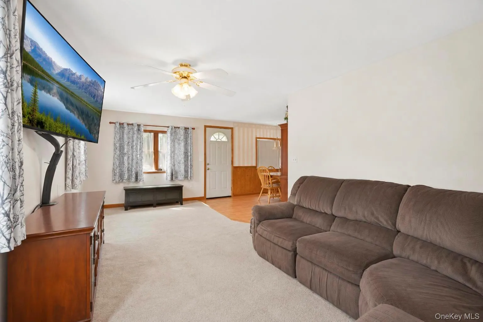 2600 Boisseau Avenue, Southold, NY, 3 Bedrooms Bedrooms, 8 Rooms Rooms,1 BathroomBathrooms,Residential,For Rent,Boisseau,0,1043112 2600 Boisseau Avenue, Southold, NY, 3 Bedrooms Bedrooms, 8 Rooms Rooms,1 BathroomBathrooms,Residential,For Rent,Boisseau,0,1043112