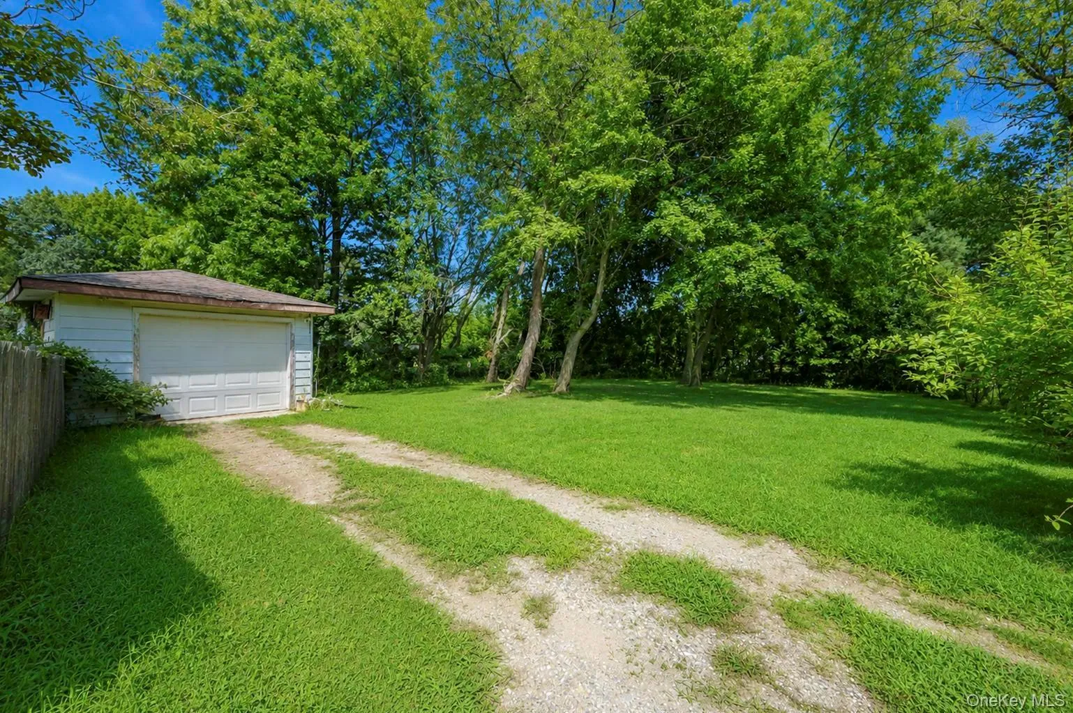 2600 Boisseau Avenue, Southold, NY, 3 Bedrooms Bedrooms, 8 Rooms Rooms,1 BathroomBathrooms,Residential,For Rent,Boisseau,0,1043112 2600 Boisseau Avenue, Southold, NY, 3 Bedrooms Bedrooms, 8 Rooms Rooms,1 BathroomBathrooms,Residential,For Rent,Boisseau,0,1043112