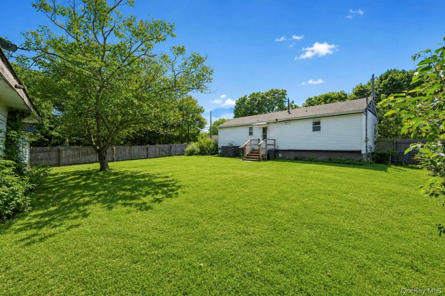 2600 Boisseau Avenue, Southold, NY, 3 Bedrooms Bedrooms, 8 Rooms Rooms,1 BathroomBathrooms,Residential,For Rent,Boisseau,0,1043112 2600 Boisseau Avenue, Southold, NY, 3 Bedrooms Bedrooms, 8 Rooms Rooms,1 BathroomBathrooms,Residential,For Rent,Boisseau,0,1043112