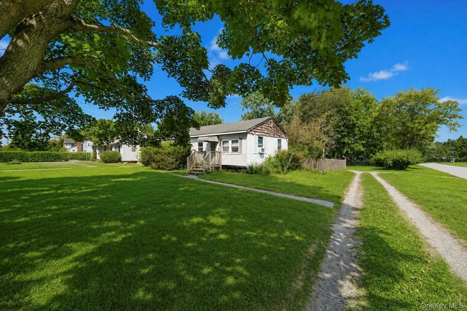 2600 Boisseau Avenue, Southold, NY, 3 Bedrooms Bedrooms, 8 Rooms Rooms,1 BathroomBathrooms,Residential,For Rent,Boisseau,0,1043112 2600 Boisseau Avenue, Southold, NY, 3 Bedrooms Bedrooms, 8 Rooms Rooms,1 BathroomBathrooms,Residential,For Rent,Boisseau,0,1043112
