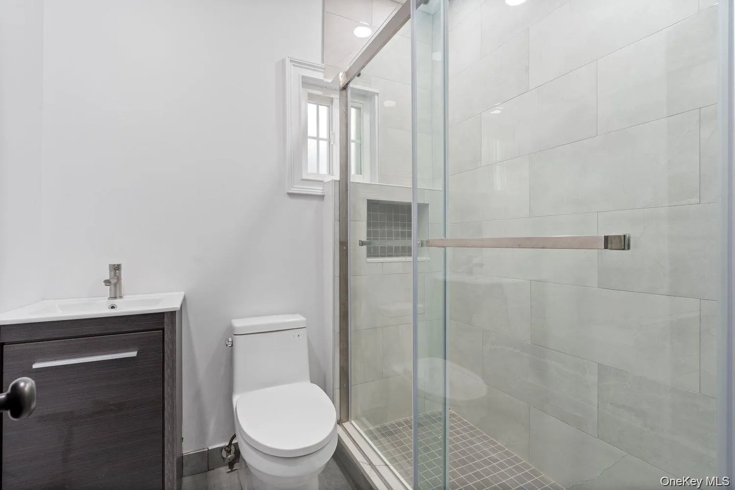Bathroom Bathroom