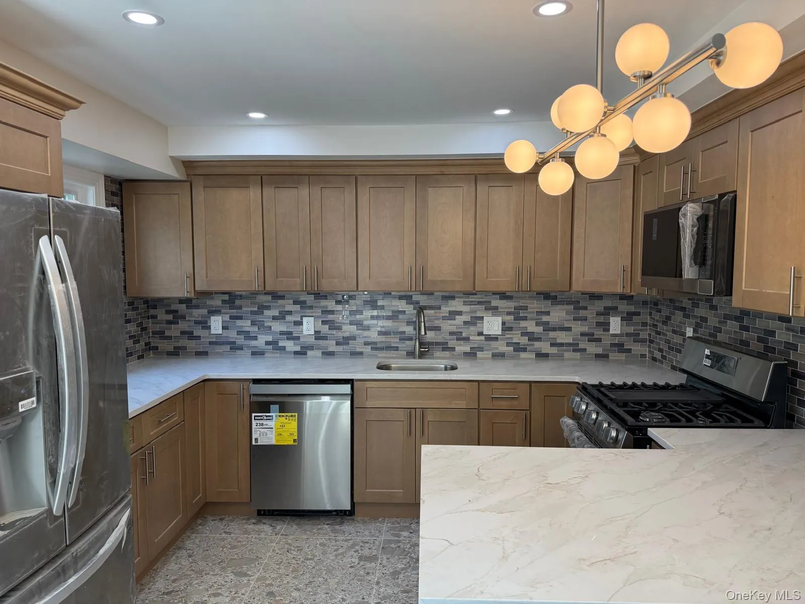 438 Von Elm Avenue, Hempstead, NY, 5 Bedrooms Bedrooms, 12 Rooms Rooms,4 BathroomsBathrooms,Residential,For Rent,Von Elm,0,1043118 438 Von Elm Avenue, Hempstead, NY, 5 Bedrooms Bedrooms, 12 Rooms Rooms,4 BathroomsBathrooms,Residential,For Rent,Von Elm,0,1043118