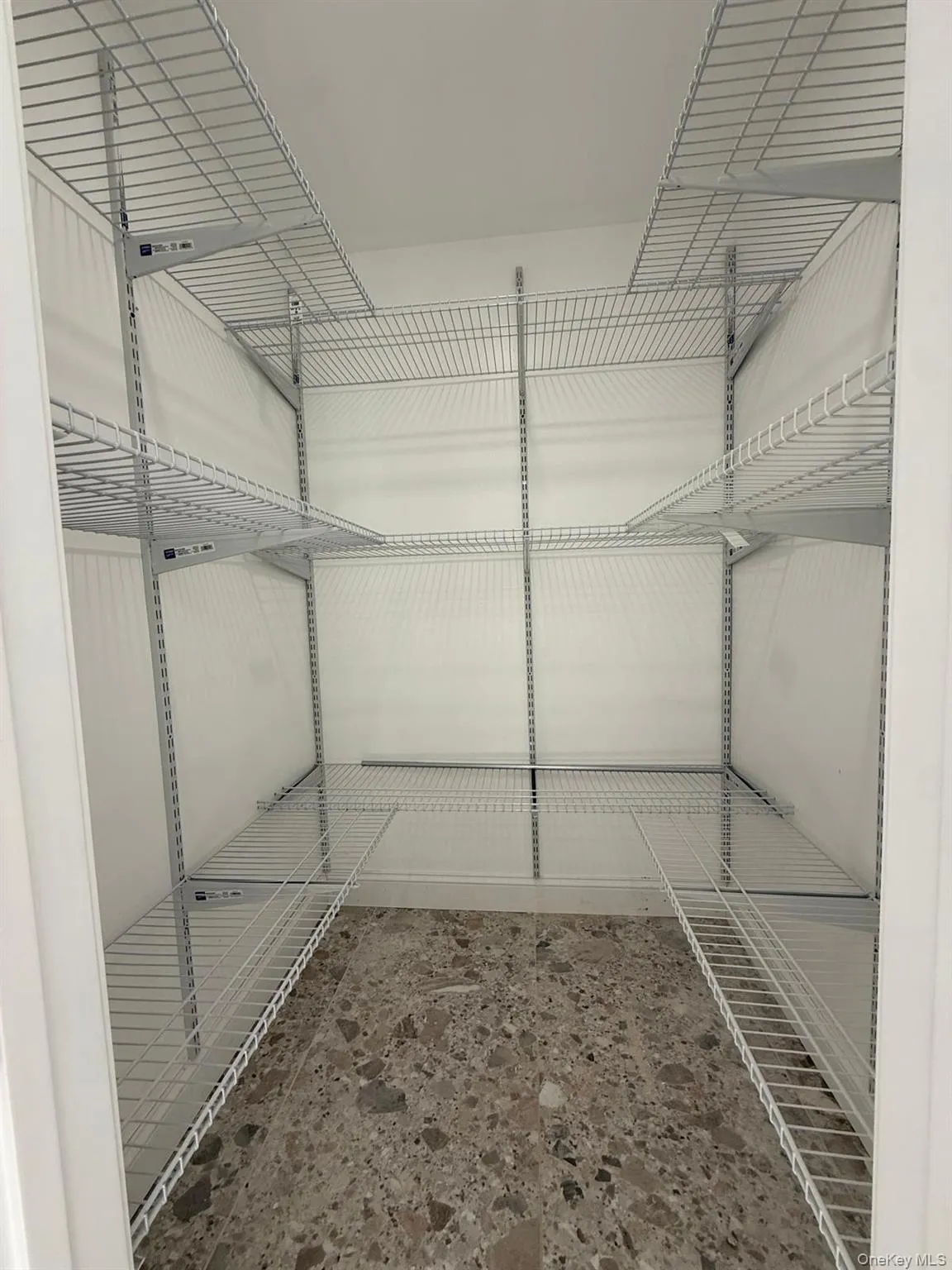 438 Von Elm Avenue, Hempstead, NY, 5 Bedrooms Bedrooms, 12 Rooms Rooms,4 BathroomsBathrooms,Residential,For Rent,Von Elm,0,1043118 438 Von Elm Avenue, Hempstead, NY, 5 Bedrooms Bedrooms, 12 Rooms Rooms,4 BathroomsBathrooms,Residential,For Rent,Von Elm,0,1043118