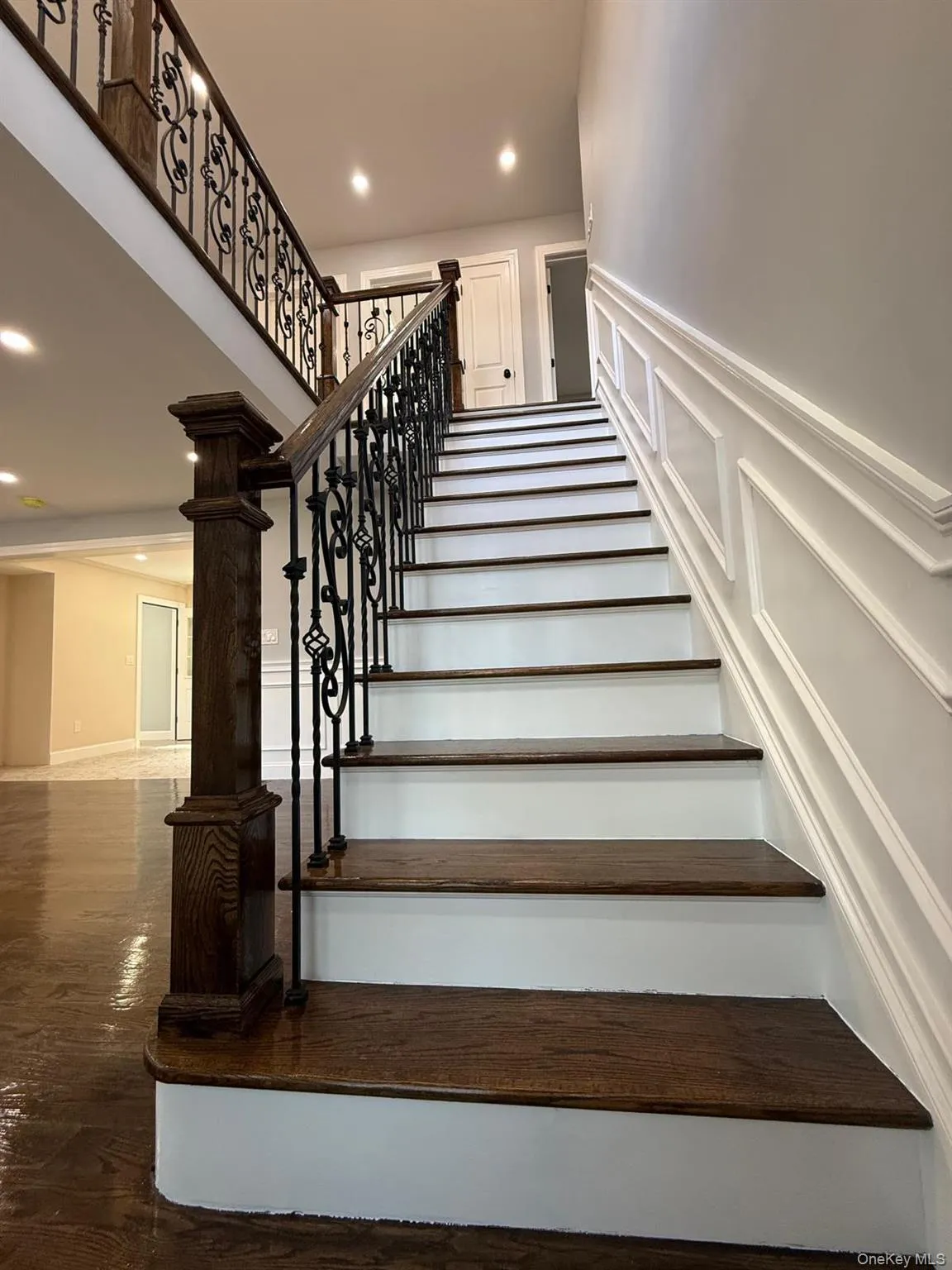 438 Von Elm Avenue, Hempstead, NY, 5 Bedrooms Bedrooms, 12 Rooms Rooms,4 BathroomsBathrooms,Residential,For Rent,Von Elm,0,1043118 438 Von Elm Avenue, Hempstead, NY, 5 Bedrooms Bedrooms, 12 Rooms Rooms,4 BathroomsBathrooms,Residential,For Rent,Von Elm,0,1043118
