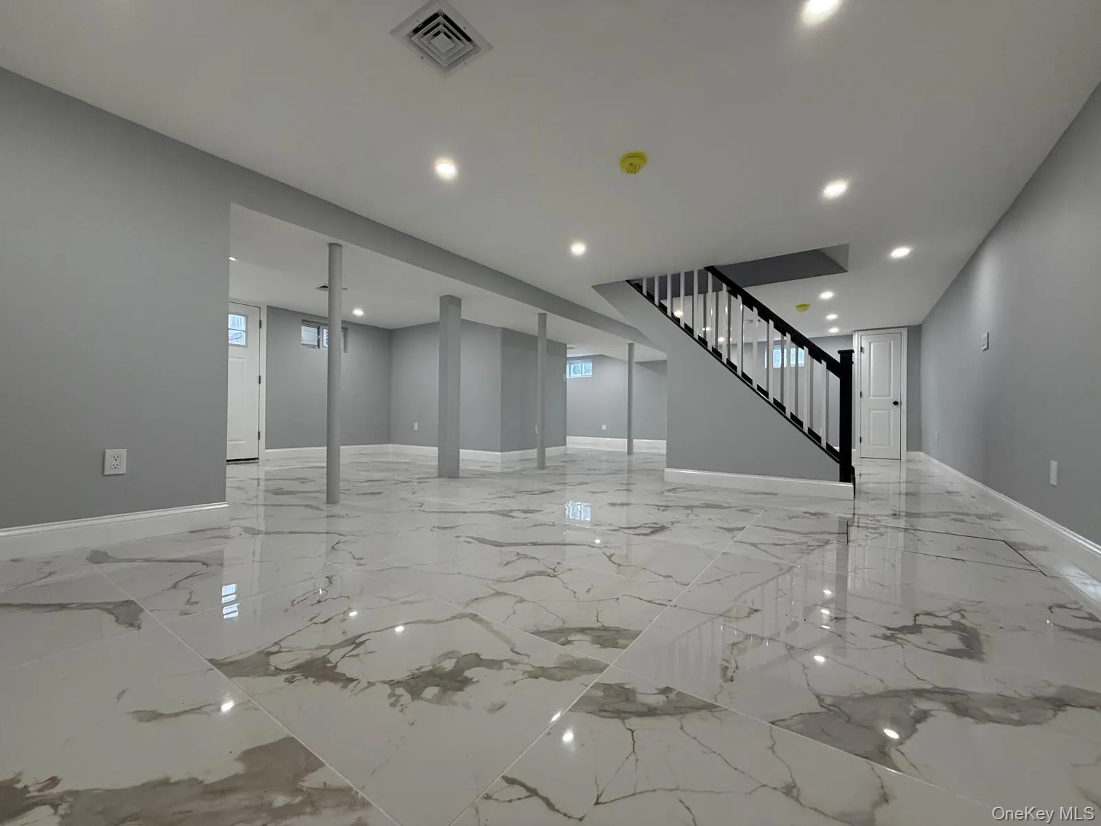 438 Von Elm Avenue, Hempstead, NY, 5 Bedrooms Bedrooms, 12 Rooms Rooms,4 BathroomsBathrooms,Residential,For Rent,Von Elm,0,1043118 438 Von Elm Avenue, Hempstead, NY, 5 Bedrooms Bedrooms, 12 Rooms Rooms,4 BathroomsBathrooms,Residential,For Rent,Von Elm,0,1043118
