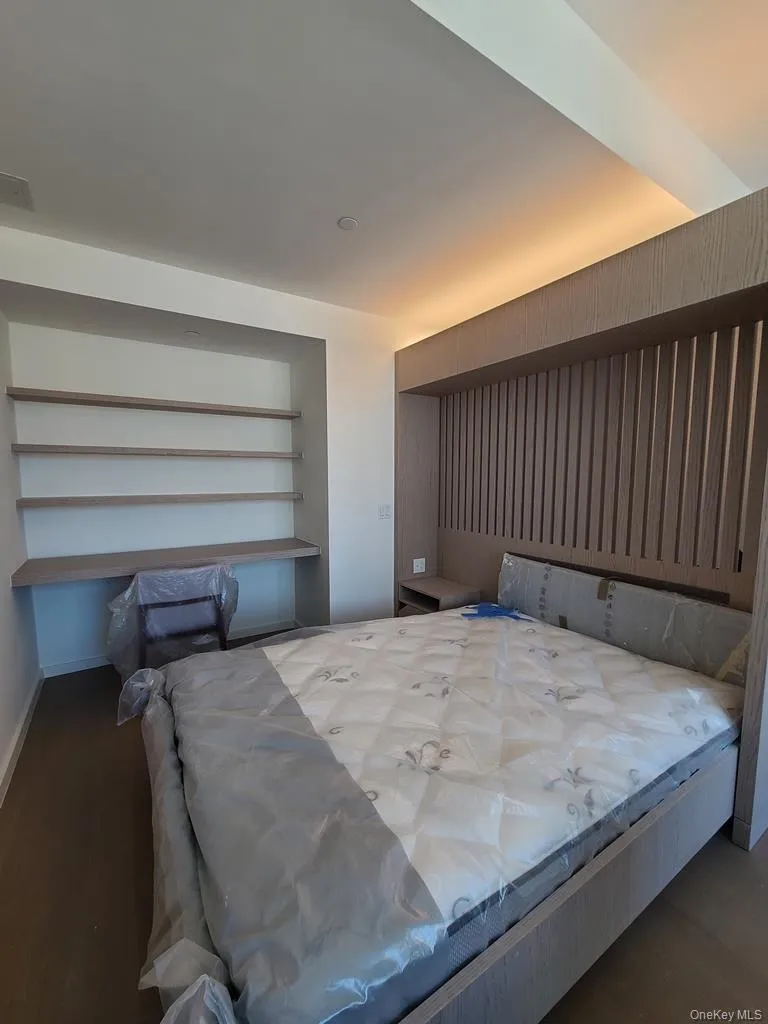 133-27 39th Avenue, New York, NY, 3 Room Rooms,1 BathroomBathrooms,Residential Lease,For Rent,39th,0,1043119 133-27 39th Avenue, New York, NY, 3 Room Rooms,1 BathroomBathrooms,Residential Lease,For Rent,39th,0,1043119