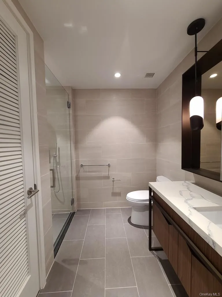 133-27 39th Avenue, New York, NY, 3 Room Rooms,1 BathroomBathrooms,Residential Lease,For Rent,39th,0,1043119 133-27 39th Avenue, New York, NY, 3 Room Rooms,1 BathroomBathrooms,Residential Lease,For Rent,39th,0,1043119