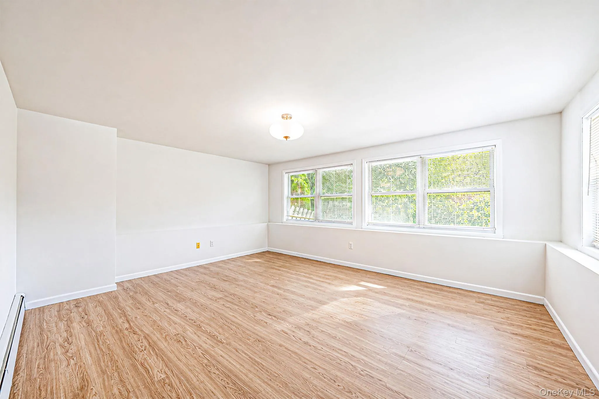 136 Woodhull Road, Huntington, NY, 5 Bedrooms Bedrooms, 12 Rooms Rooms,3 BathroomsBathrooms,Residential,For Rent,Woodhull,0,1043127 136 Woodhull Road, Huntington, NY, 5 Bedrooms Bedrooms, 12 Rooms Rooms,3 BathroomsBathrooms,Residential,For Rent,Woodhull,0,1043127