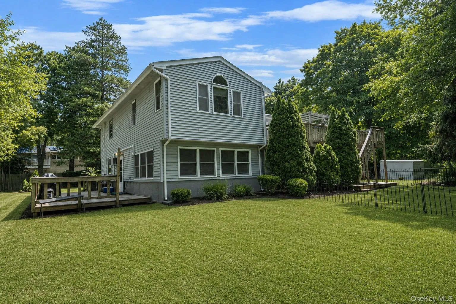 136 Woodhull Road, Huntington, NY, 5 Bedrooms Bedrooms, 12 Rooms Rooms,3 BathroomsBathrooms,Residential,For Rent,Woodhull,0,1043127 136 Woodhull Road, Huntington, NY, 5 Bedrooms Bedrooms, 12 Rooms Rooms,3 BathroomsBathrooms,Residential,For Rent,Woodhull,0,1043127