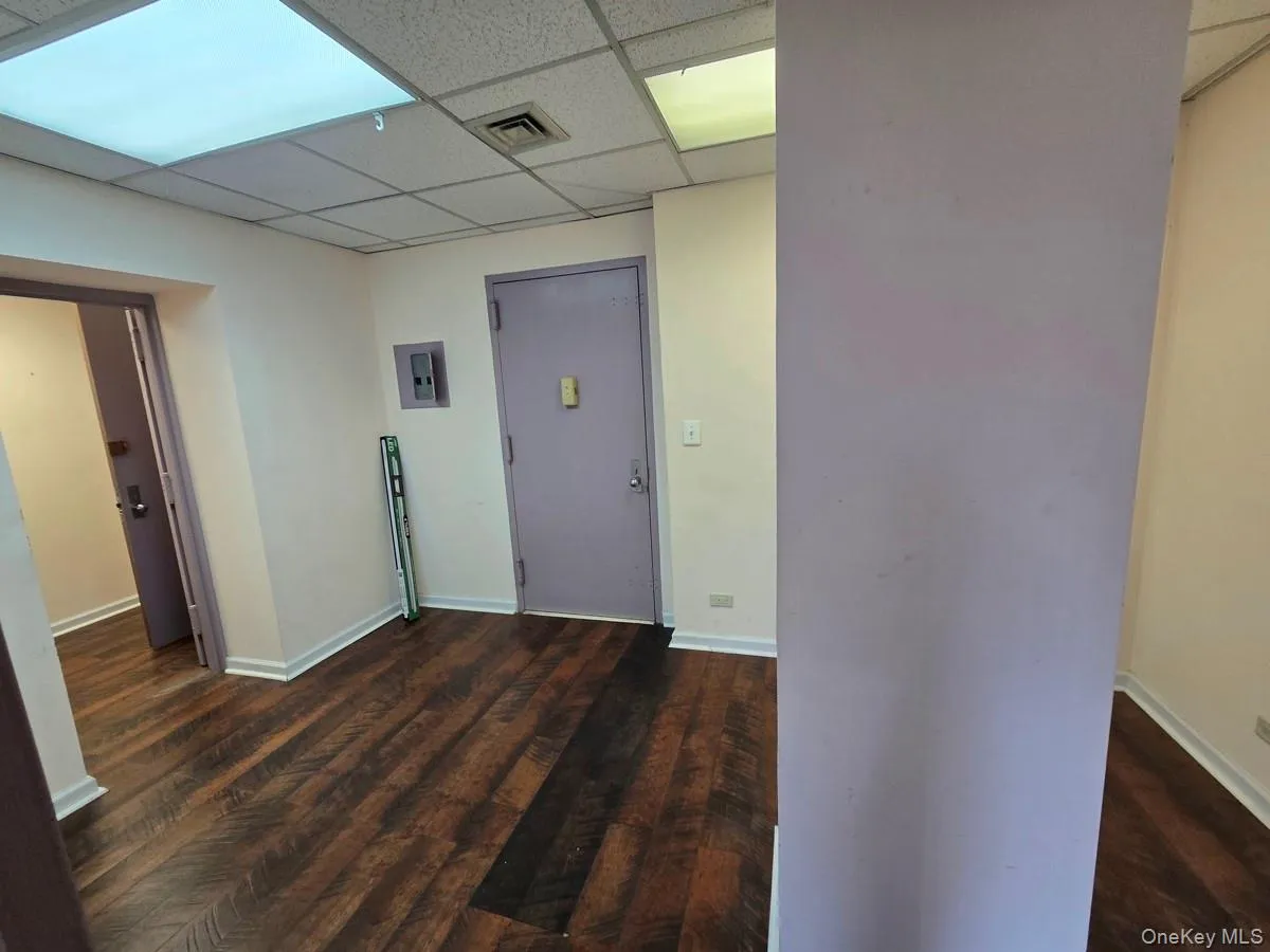 92-29 Queens Blvd, New York, NY, ,Commercial Lease,For Rent,Queens Blvd,0,1043129 92-29 Queens Blvd, New York, NY, ,Commercial Lease,For Rent,Queens Blvd,0,1043129