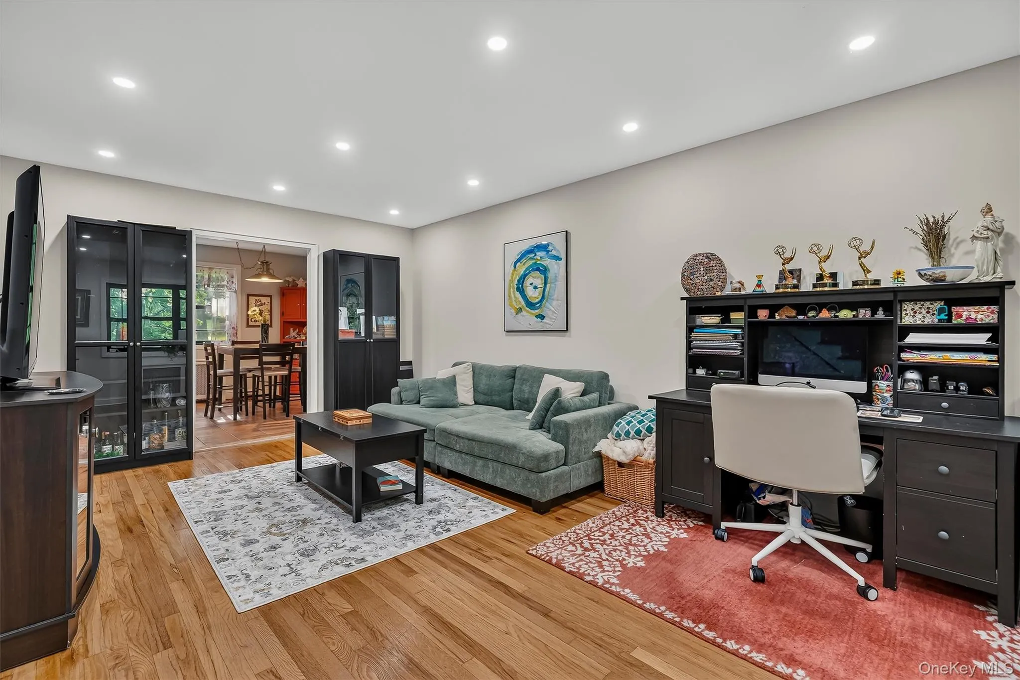 1243 California Road, Eastchester, NY, 2 Bedrooms Bedrooms, 5 Rooms Rooms,1 BathroomBathrooms,Residential,For Rent,California,0,1043135 1243 California Road, Eastchester, NY, 2 Bedrooms Bedrooms, 5 Rooms Rooms,1 BathroomBathrooms,Residential,For Rent,California,0,1043135