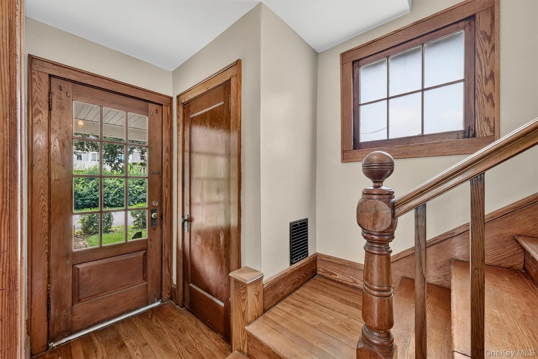 71 North Road, Lloyd, NY, 3 Bedrooms Bedrooms, 7 Rooms Rooms,1 BathroomBathrooms,Residential,For Rent,North,0,1043137 71 North Road, Lloyd, NY, 3 Bedrooms Bedrooms, 7 Rooms Rooms,1 BathroomBathrooms,Residential,For Rent,North,0,1043137