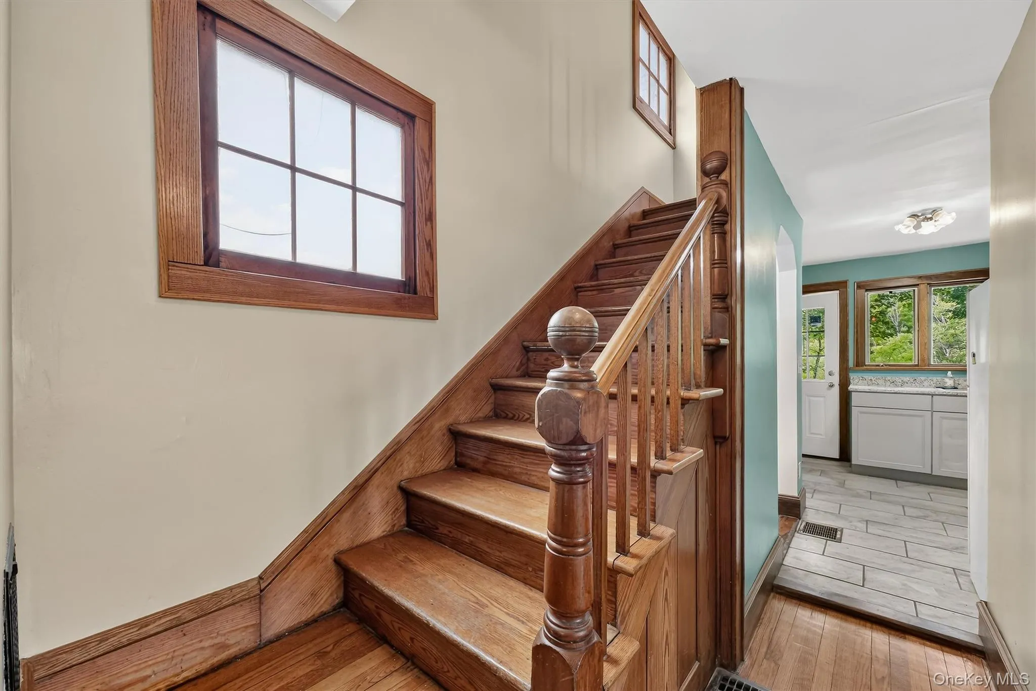 71 North Road, Lloyd, NY, 3 Bedrooms Bedrooms, 7 Rooms Rooms,1 BathroomBathrooms,Residential,For Rent,North,0,1043137 71 North Road, Lloyd, NY, 3 Bedrooms Bedrooms, 7 Rooms Rooms,1 BathroomBathrooms,Residential,For Rent,North,0,1043137