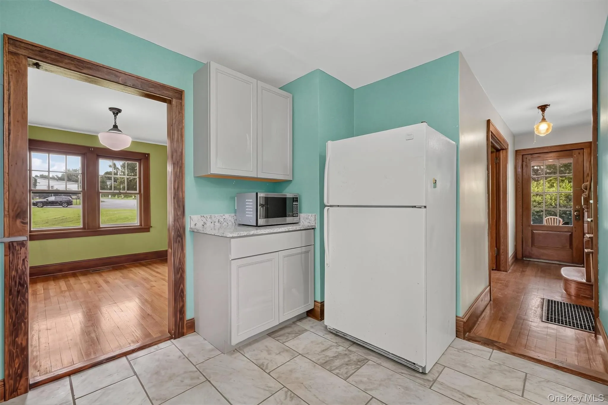 71 North Road, Lloyd, NY, 3 Bedrooms Bedrooms, 7 Rooms Rooms,1 BathroomBathrooms,Residential,For Rent,North,0,1043137 71 North Road, Lloyd, NY, 3 Bedrooms Bedrooms, 7 Rooms Rooms,1 BathroomBathrooms,Residential,For Rent,North,0,1043137