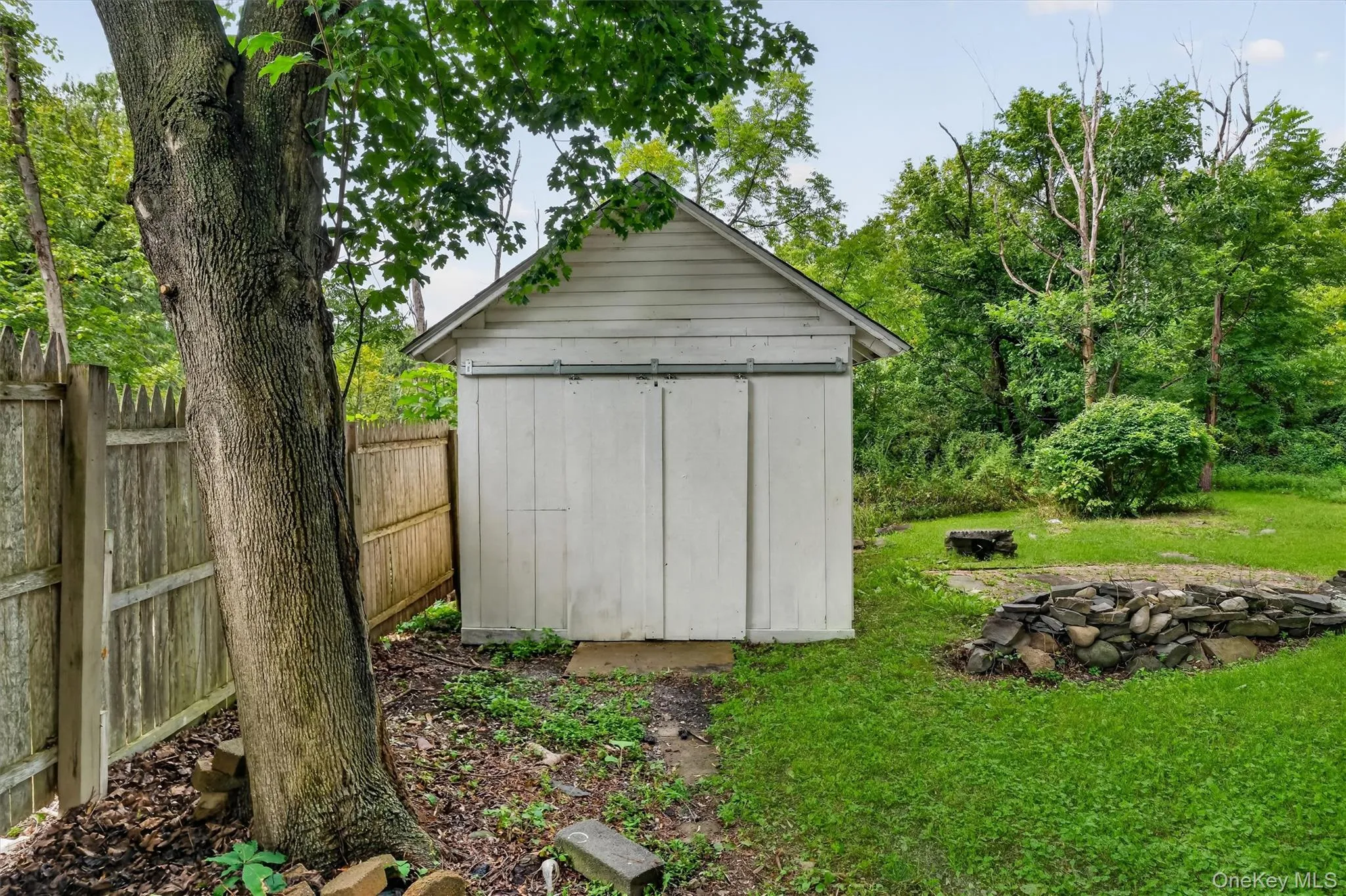71 North Road, Lloyd, NY, 3 Bedrooms Bedrooms, 7 Rooms Rooms,1 BathroomBathrooms,Residential,For Rent,North,0,1043137 71 North Road, Lloyd, NY, 3 Bedrooms Bedrooms, 7 Rooms Rooms,1 BathroomBathrooms,Residential,For Rent,North,0,1043137