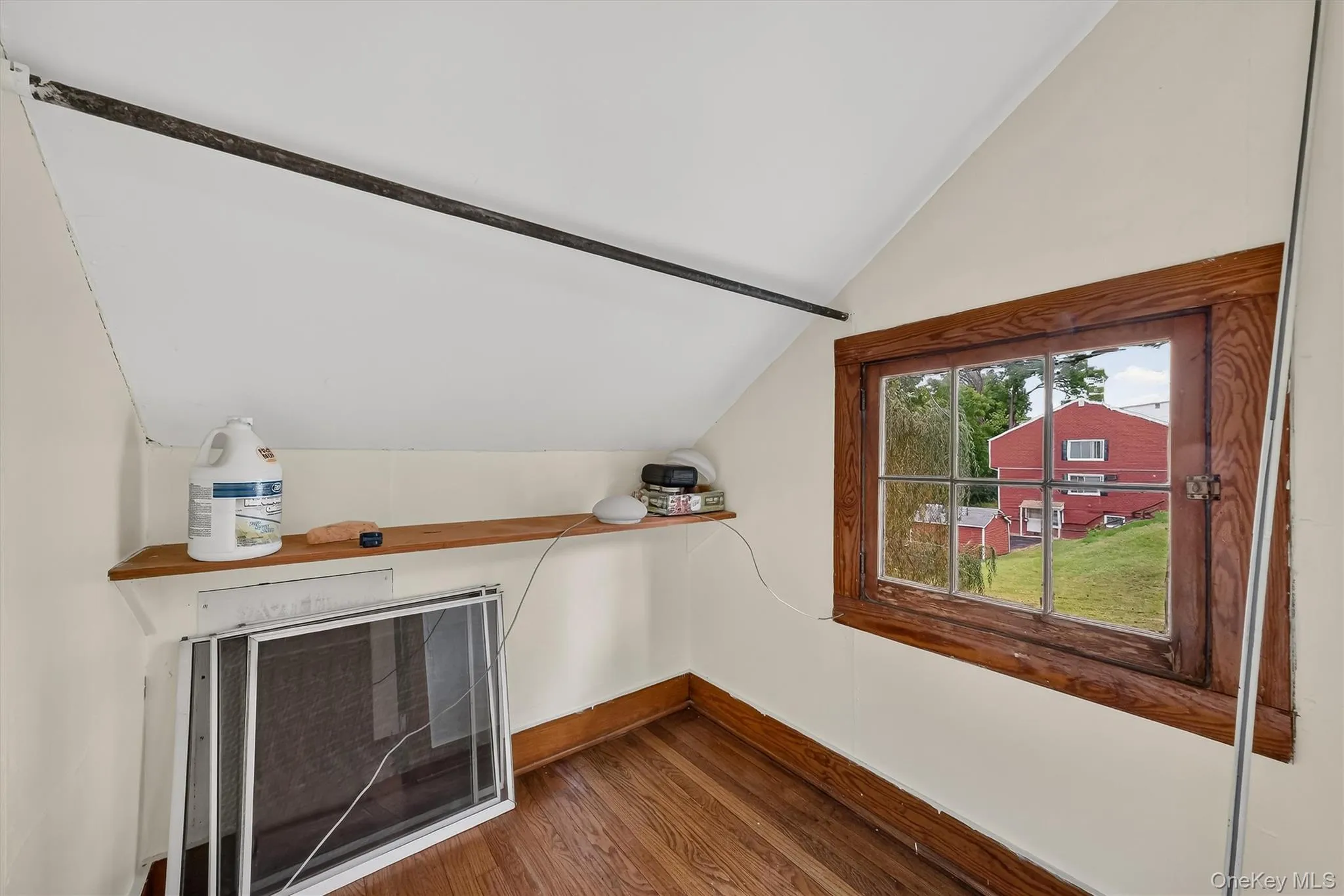 71 North Road, Lloyd, NY, 3 Bedrooms Bedrooms, 7 Rooms Rooms,1 BathroomBathrooms,Residential,For Rent,North,0,1043137 71 North Road, Lloyd, NY, 3 Bedrooms Bedrooms, 7 Rooms Rooms,1 BathroomBathrooms,Residential,For Rent,North,0,1043137
