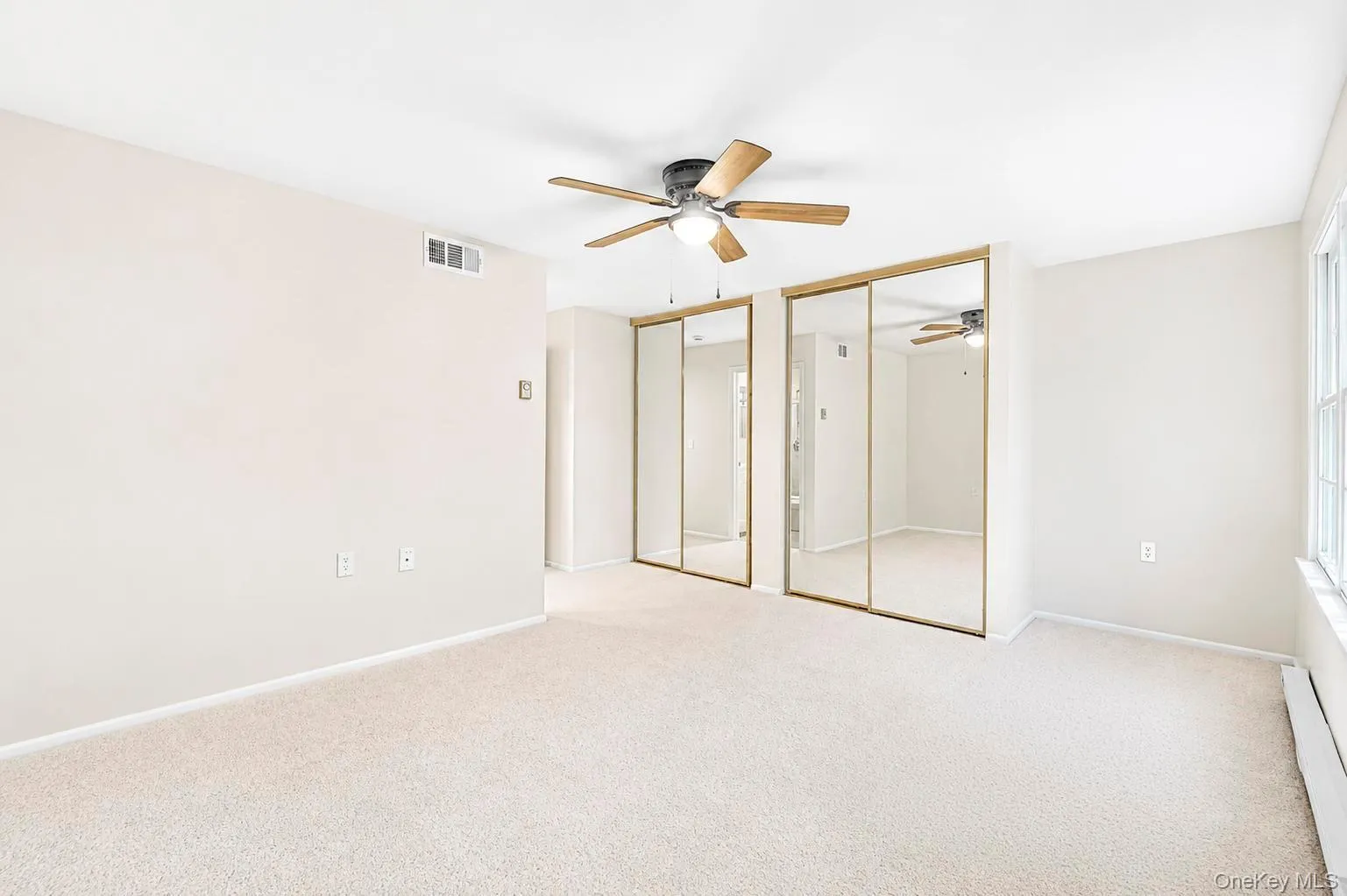232 Belfast Lane, Brookhaven, NY, 2 Bedrooms Bedrooms, 5 Rooms Rooms,2 BathroomsBathrooms,Residential,For Rent,Belfast,0,1043139 232 Belfast Lane, Brookhaven, NY, 2 Bedrooms Bedrooms, 5 Rooms Rooms,2 BathroomsBathrooms,Residential,For Rent,Belfast,0,1043139